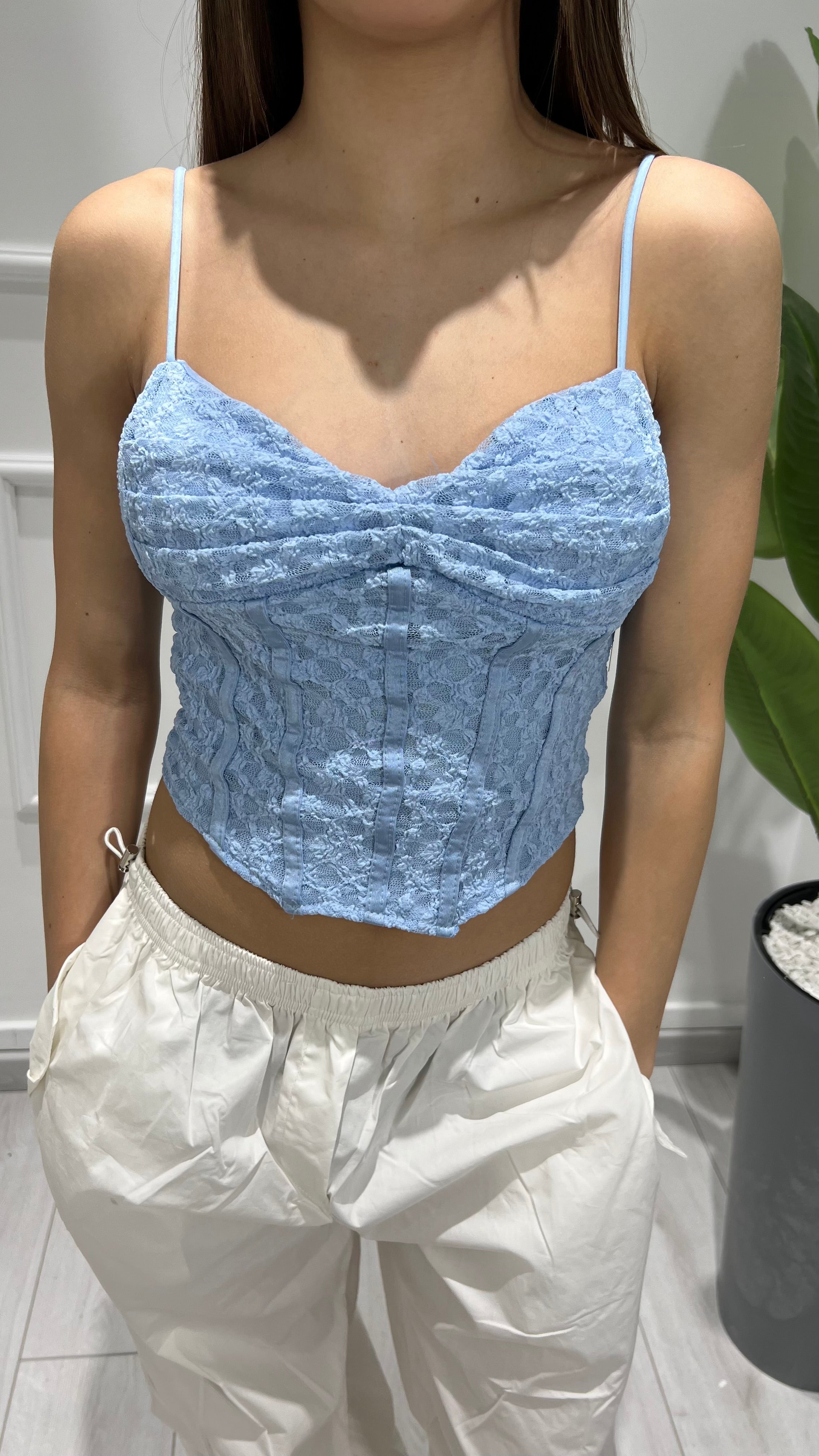 00647 top