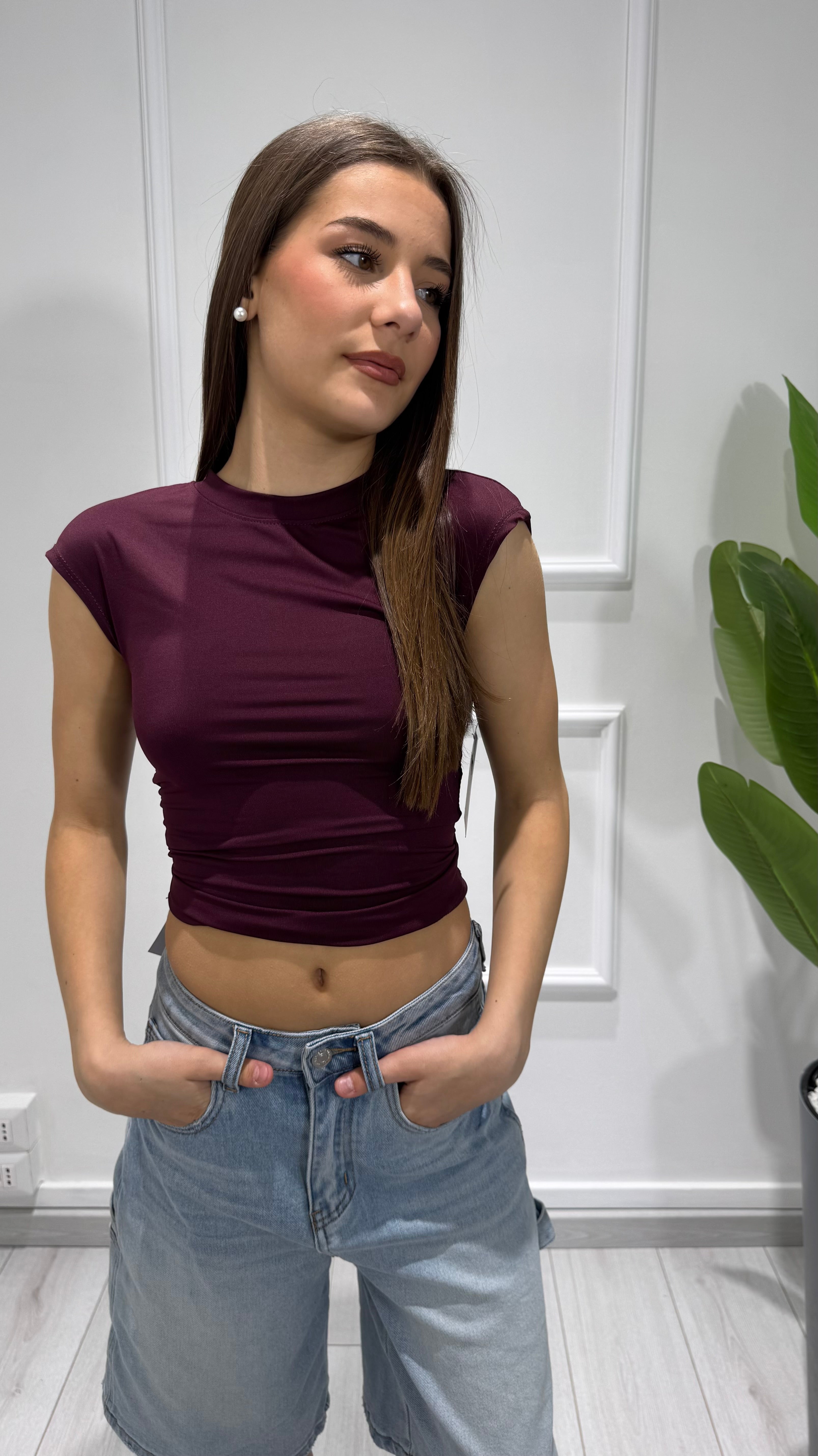 00853 top