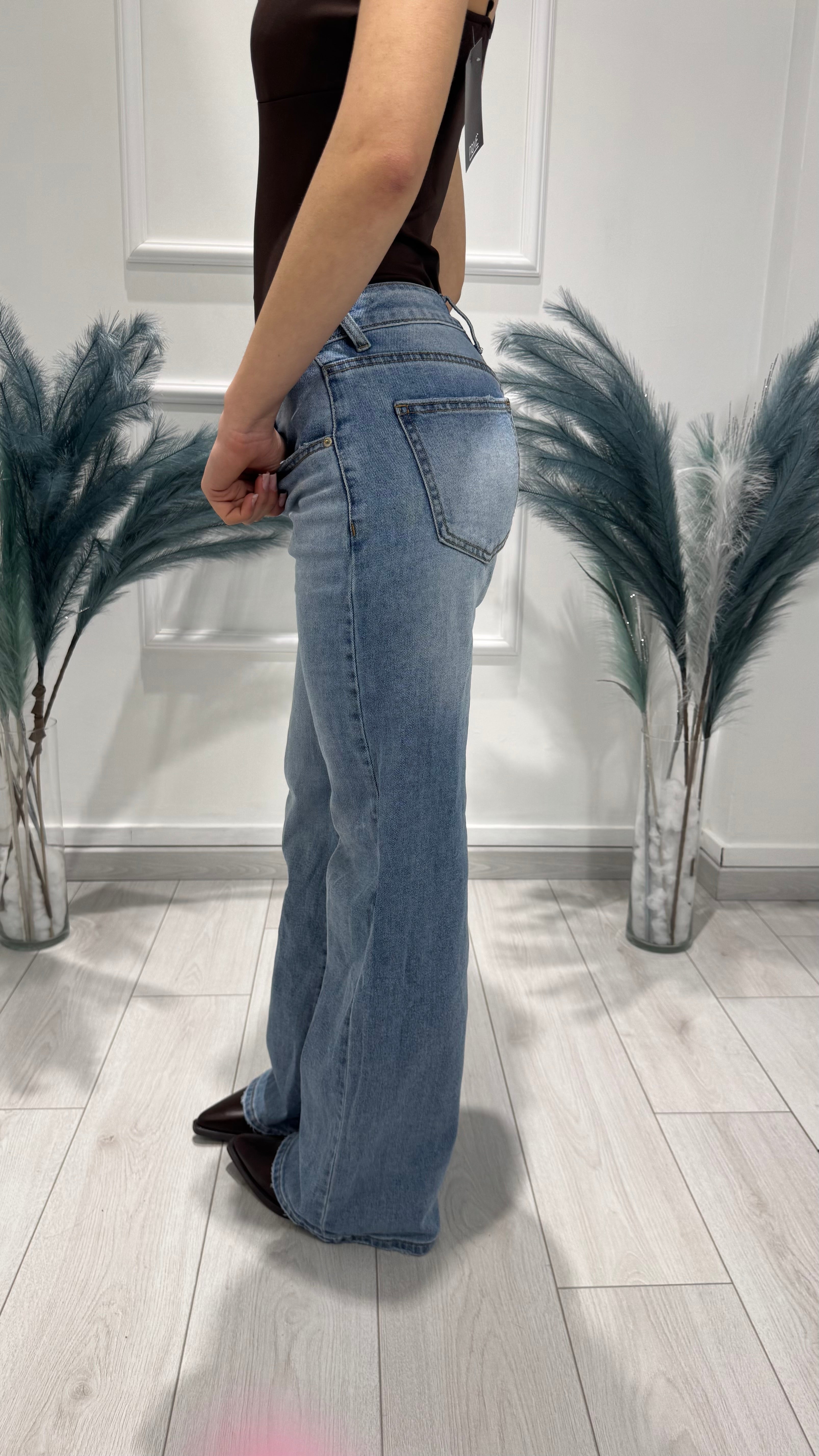 00243 jeans