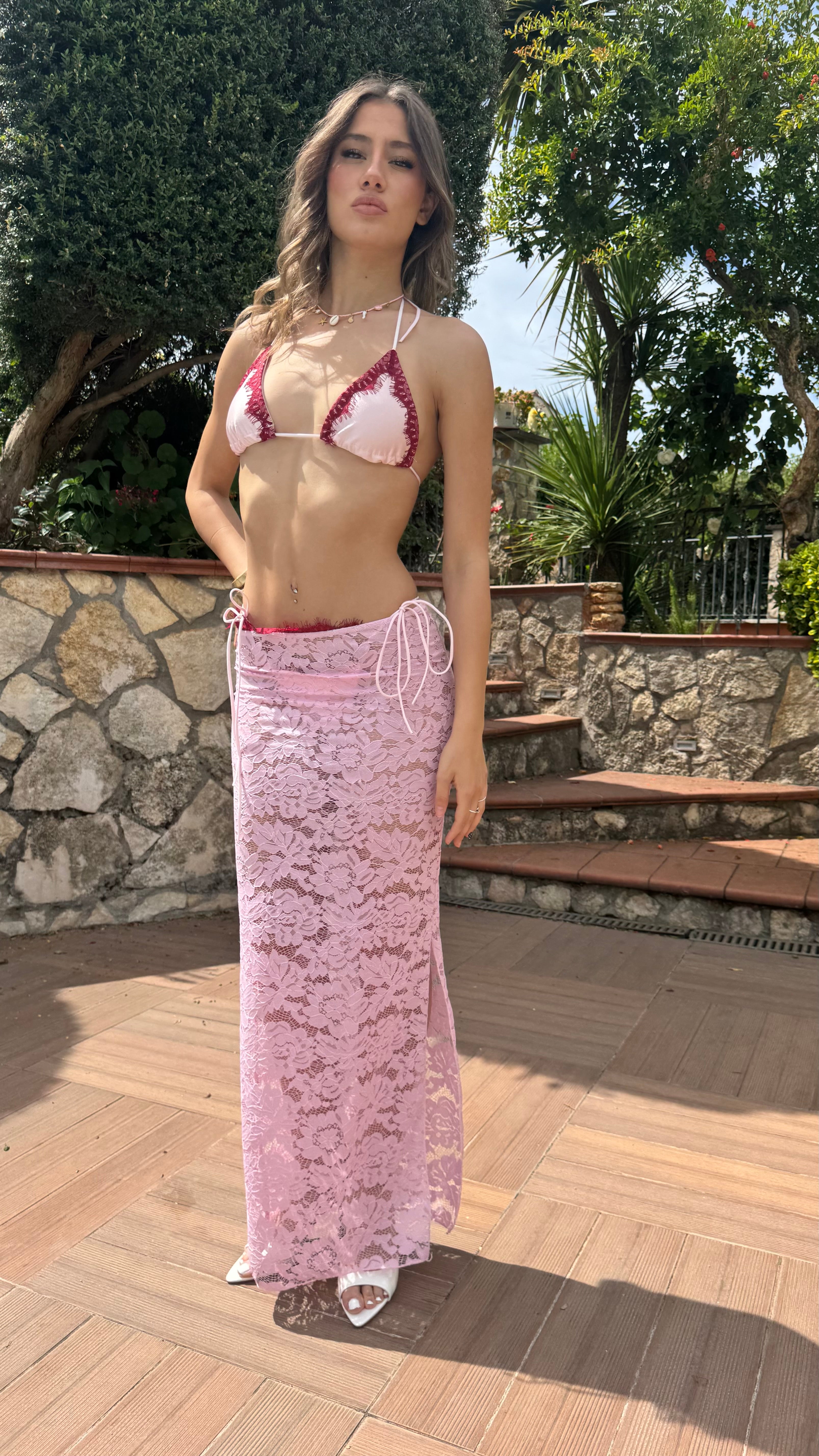 00519 set costume