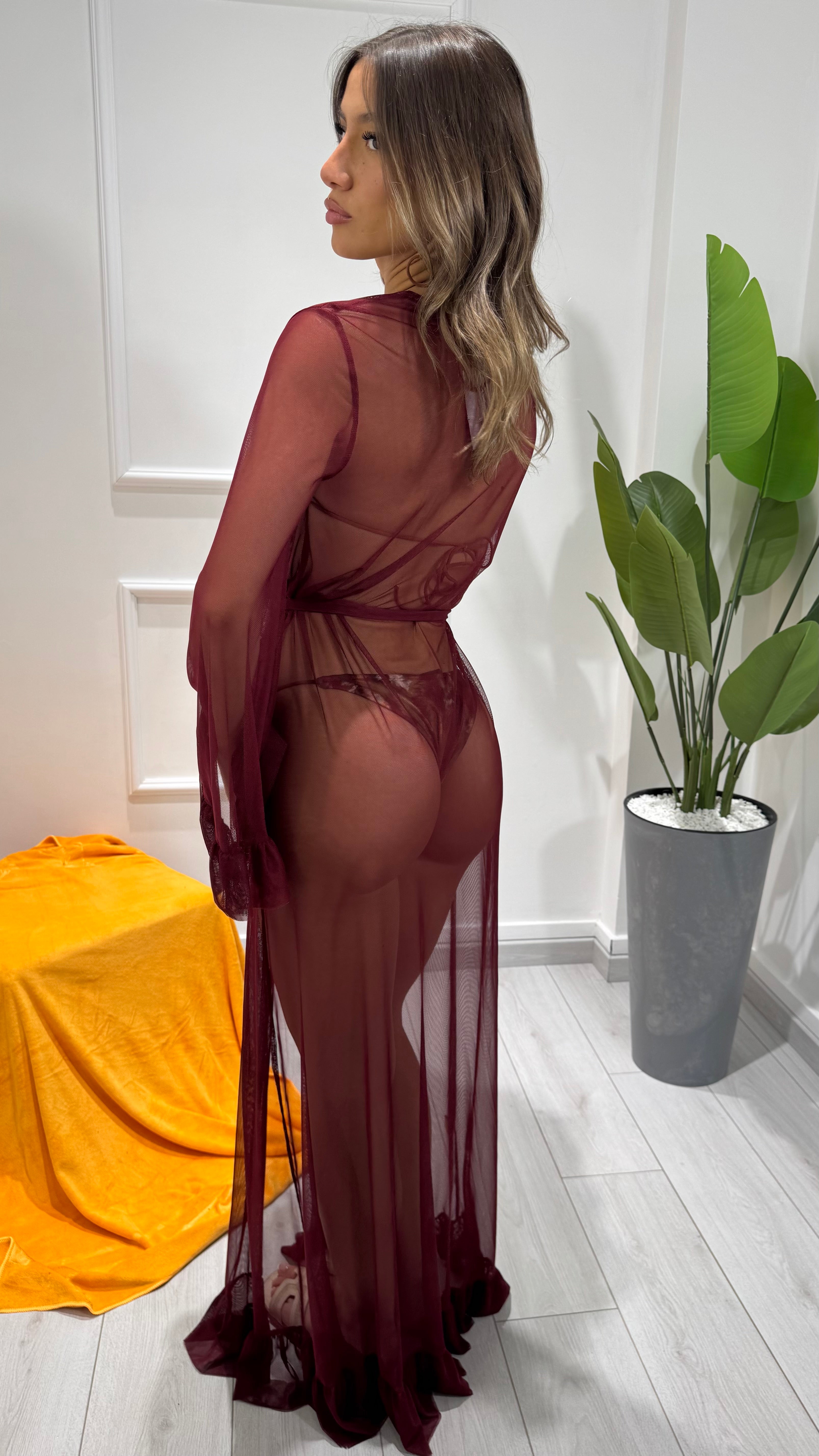 00568 copricostume