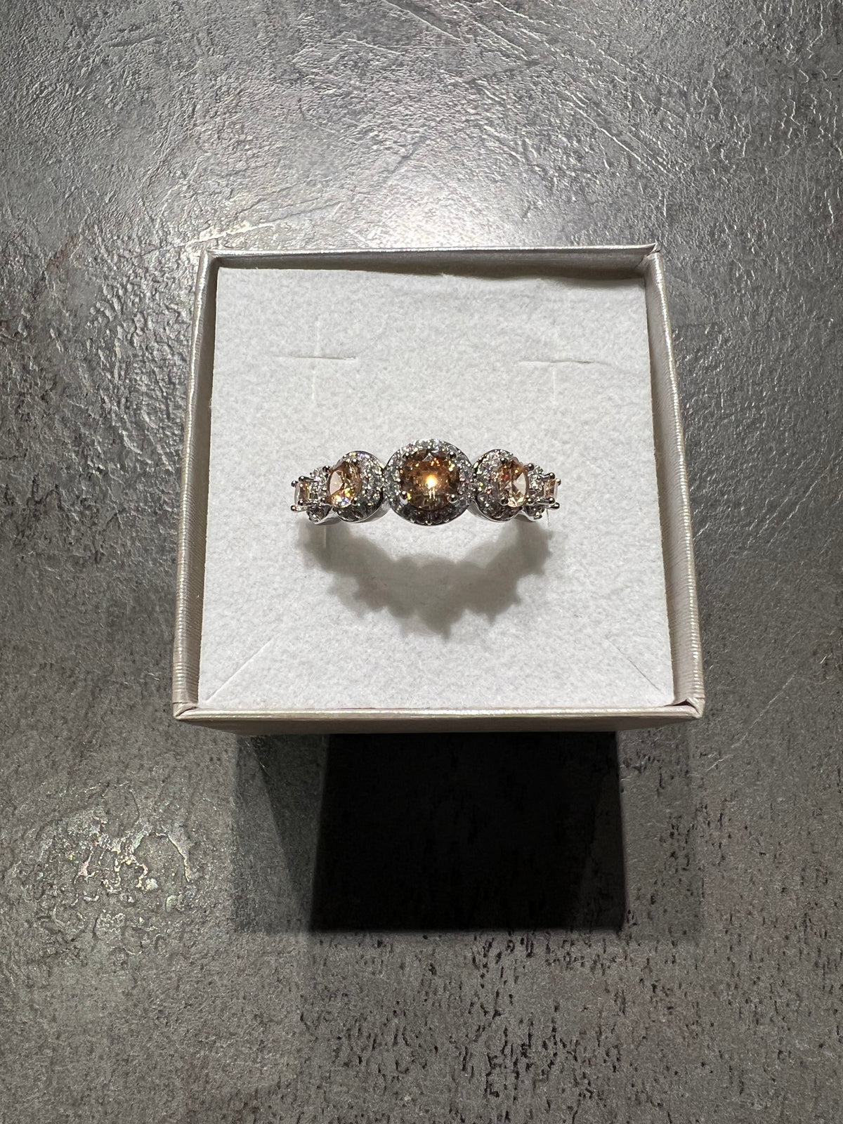 Anello modello Swarovski