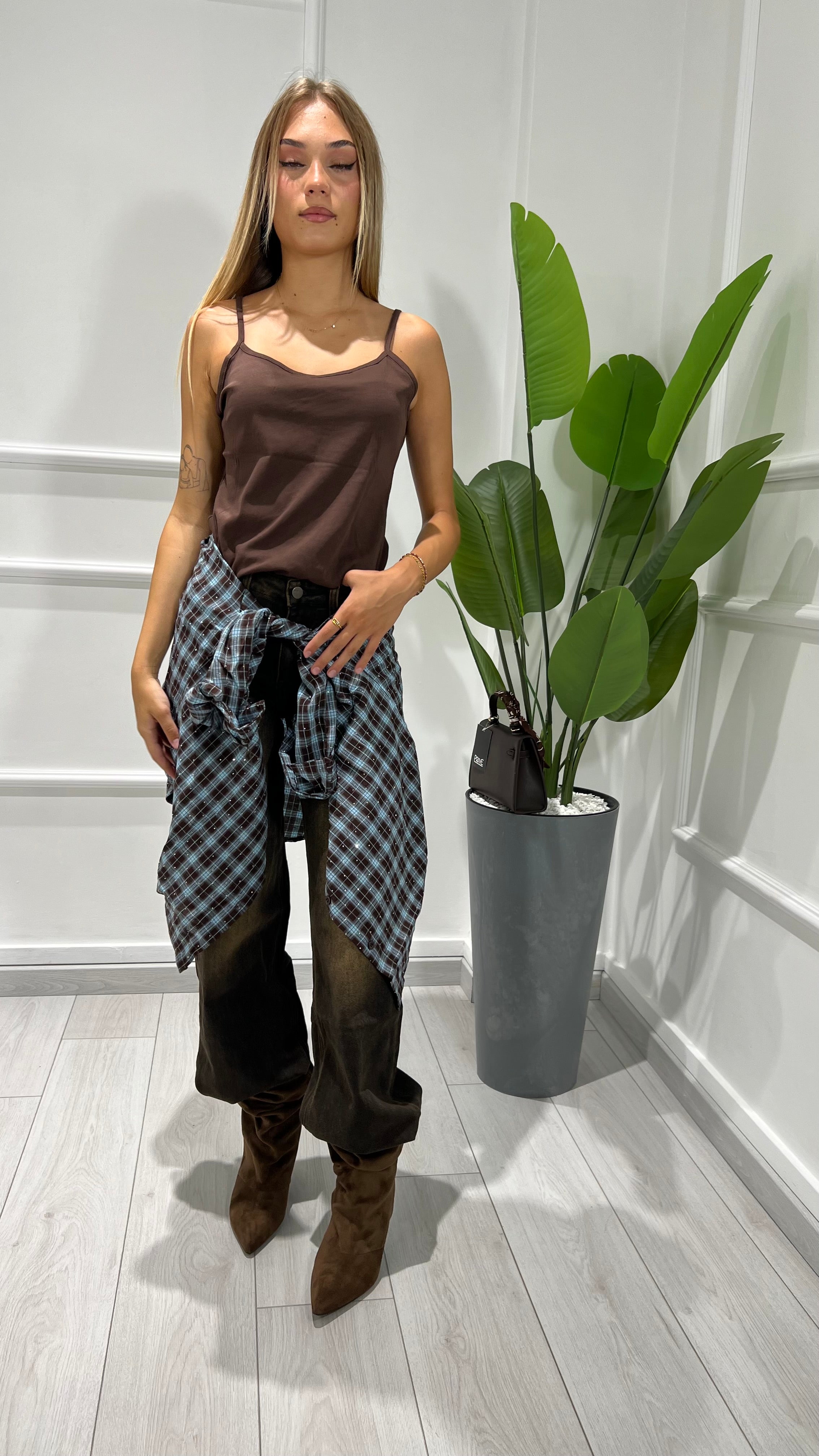 00323 set camicia