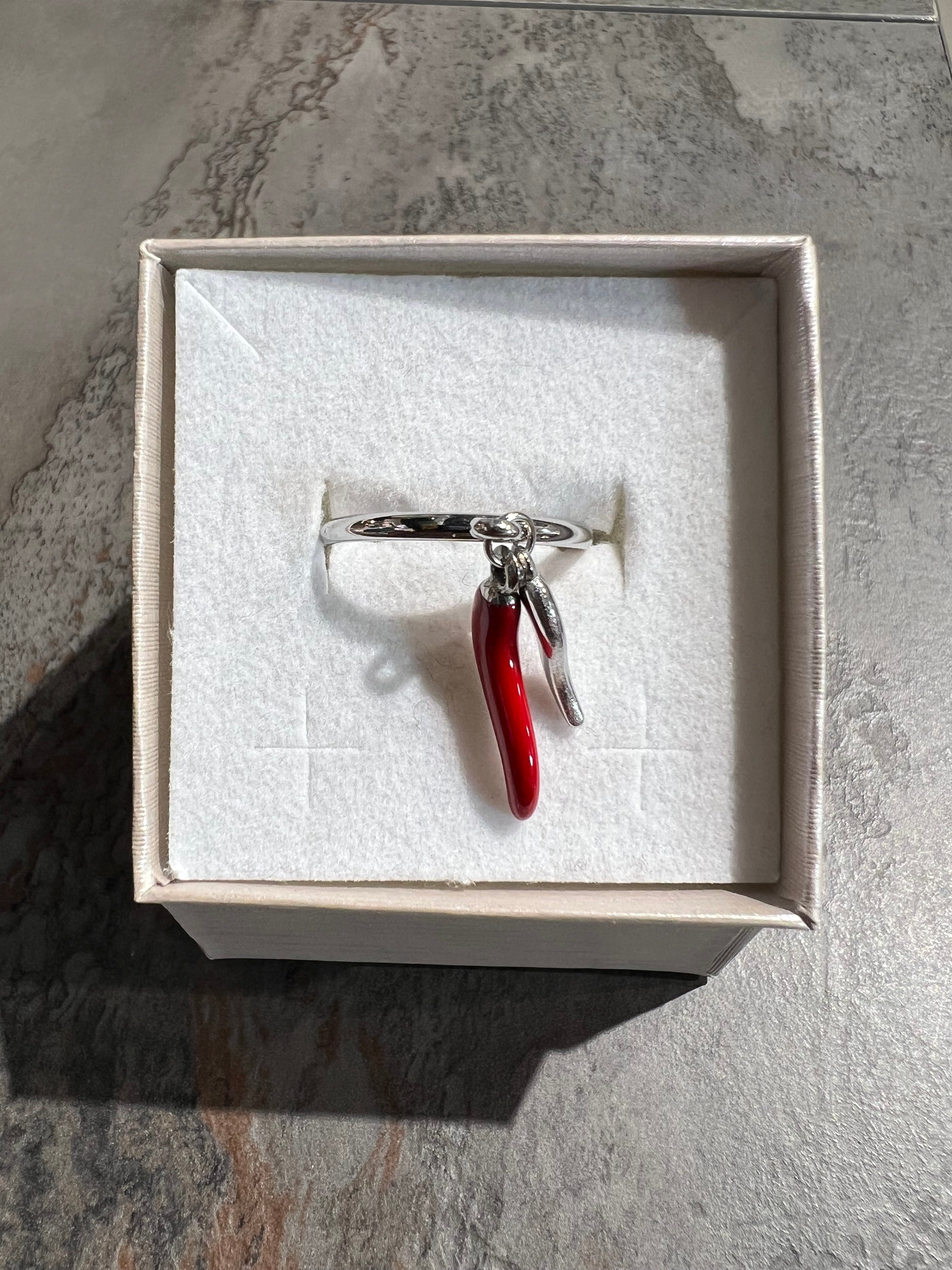 Anello corno