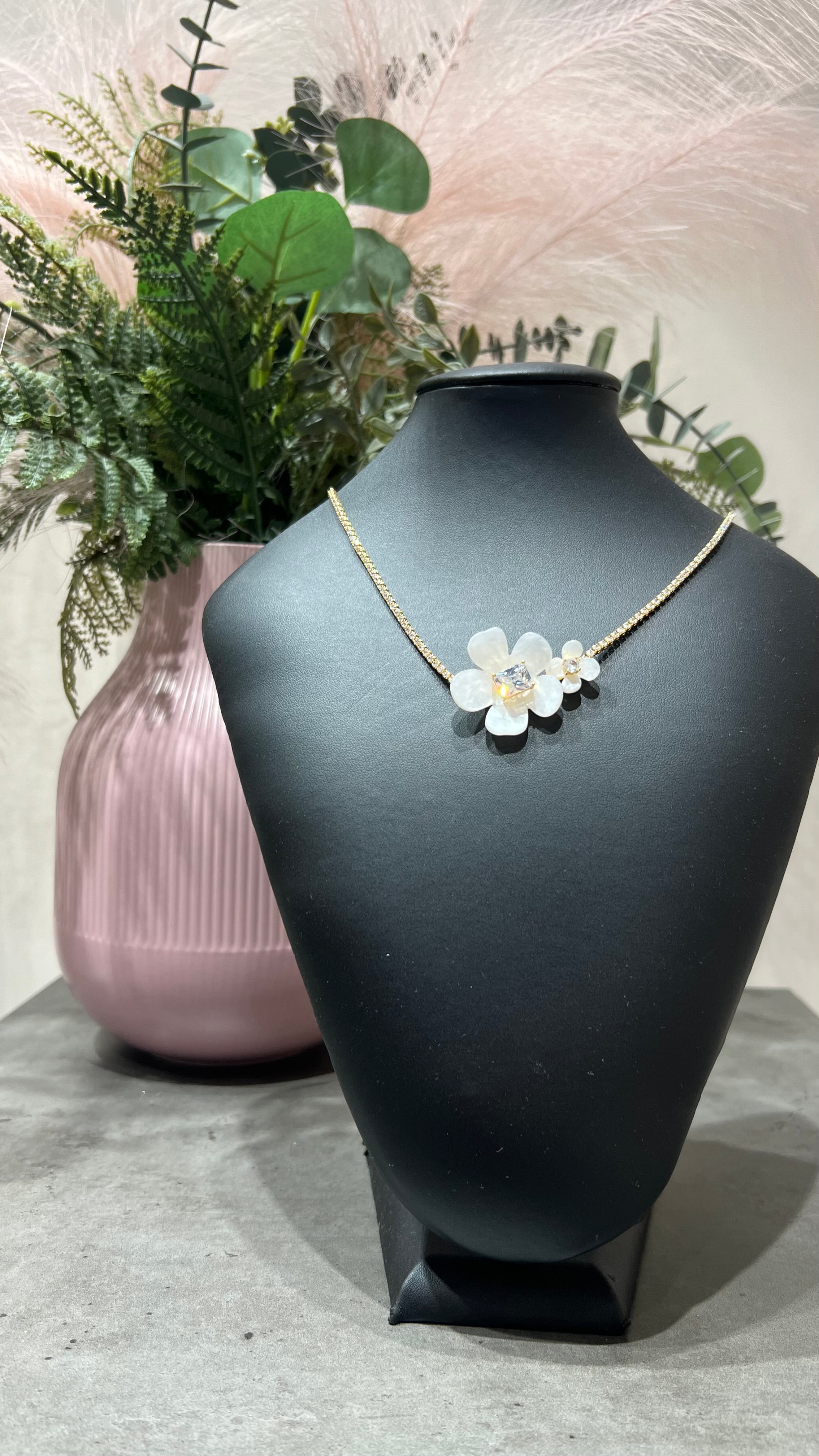 00767 collana