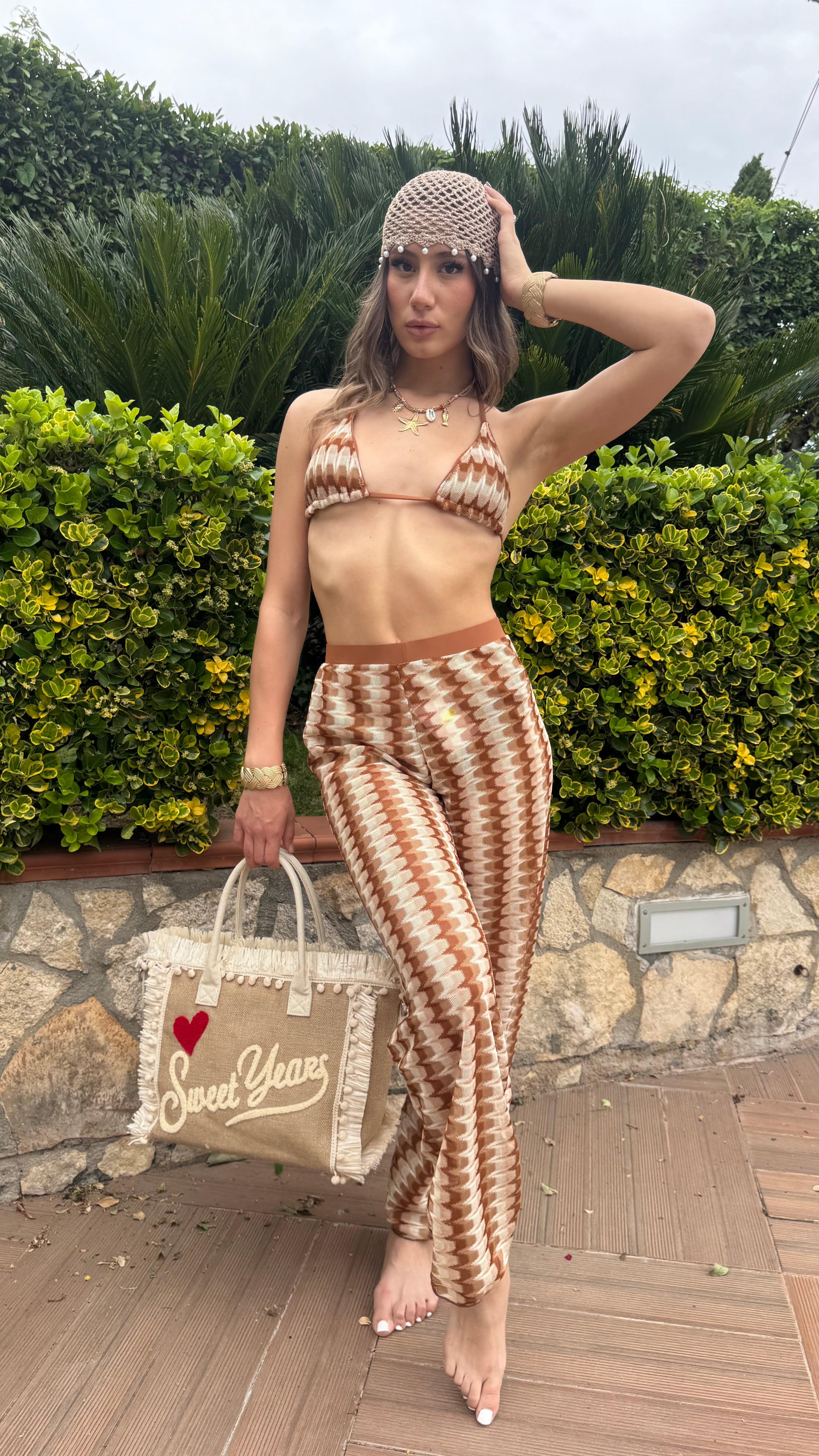 00562 set costume
