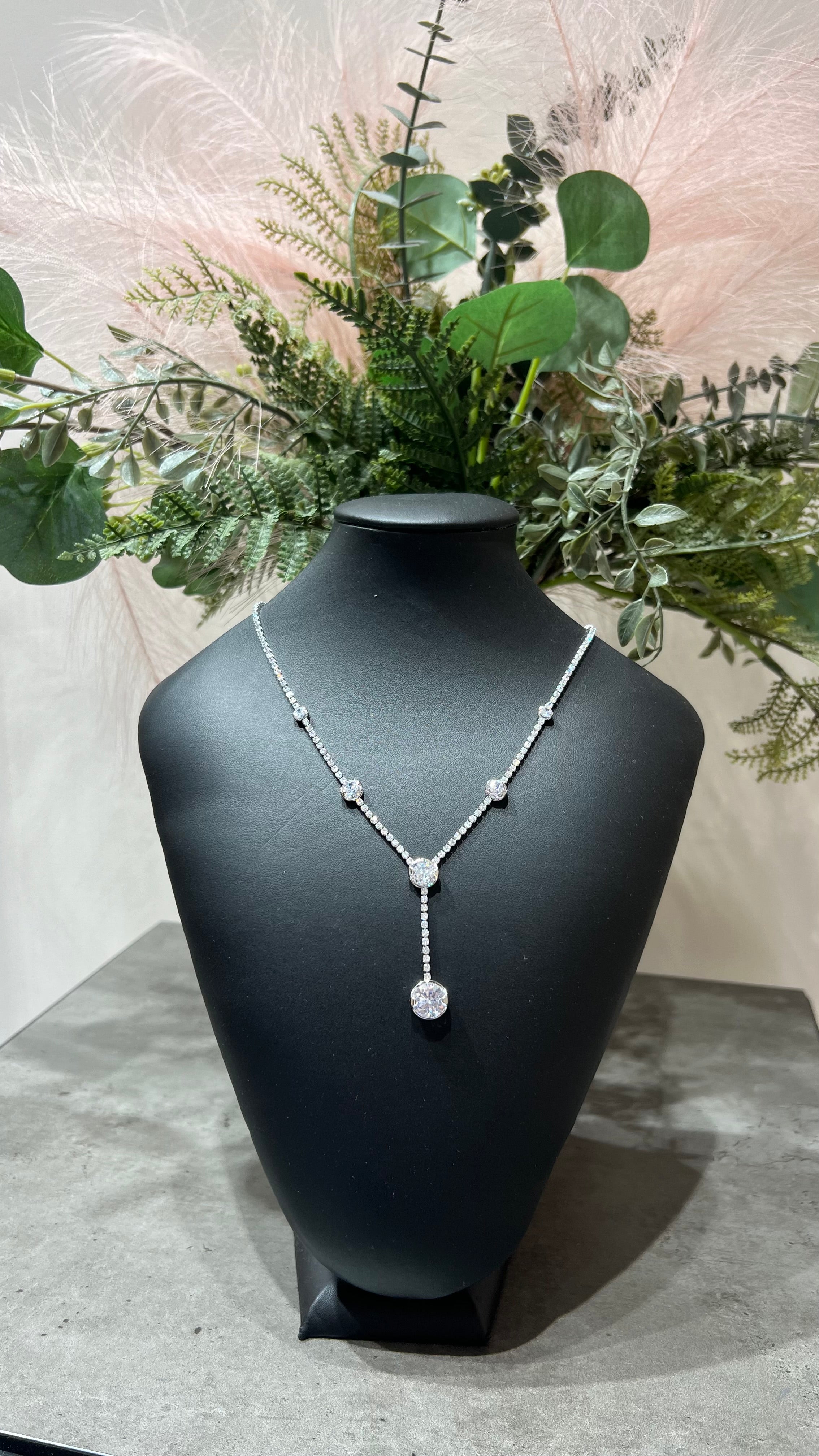 00594 collana