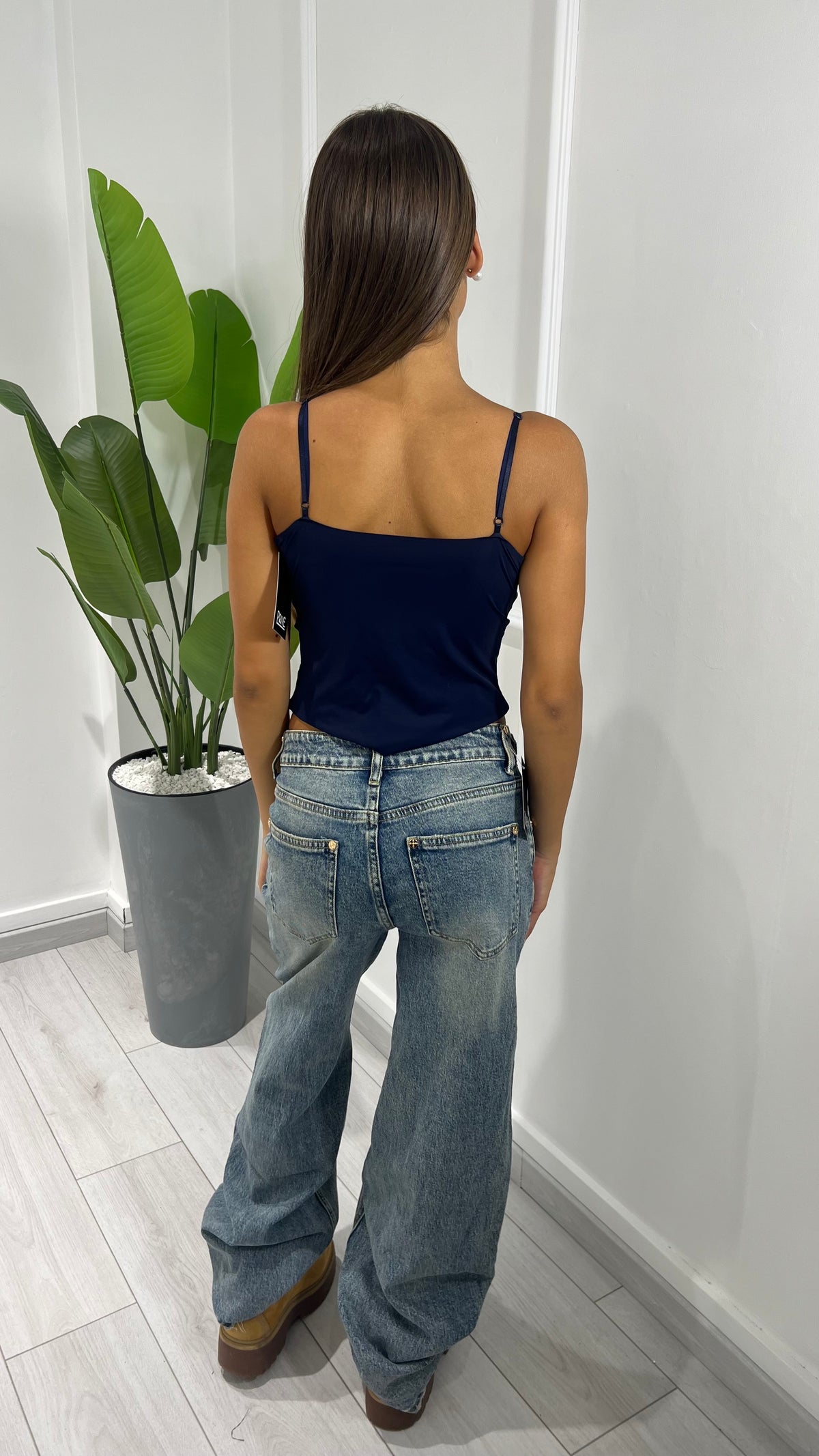 00303 top