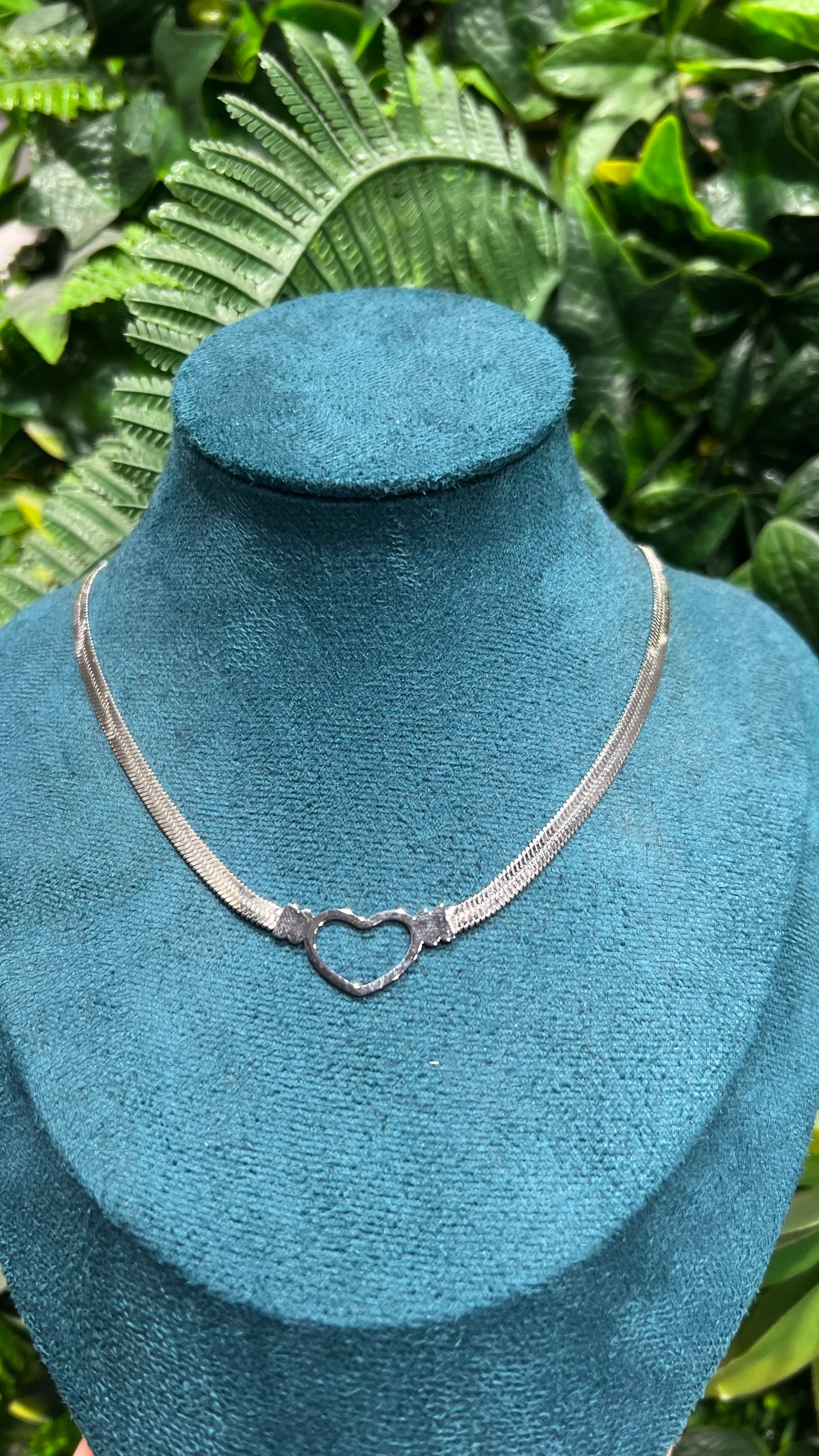 00648 collana