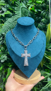 00736 collana