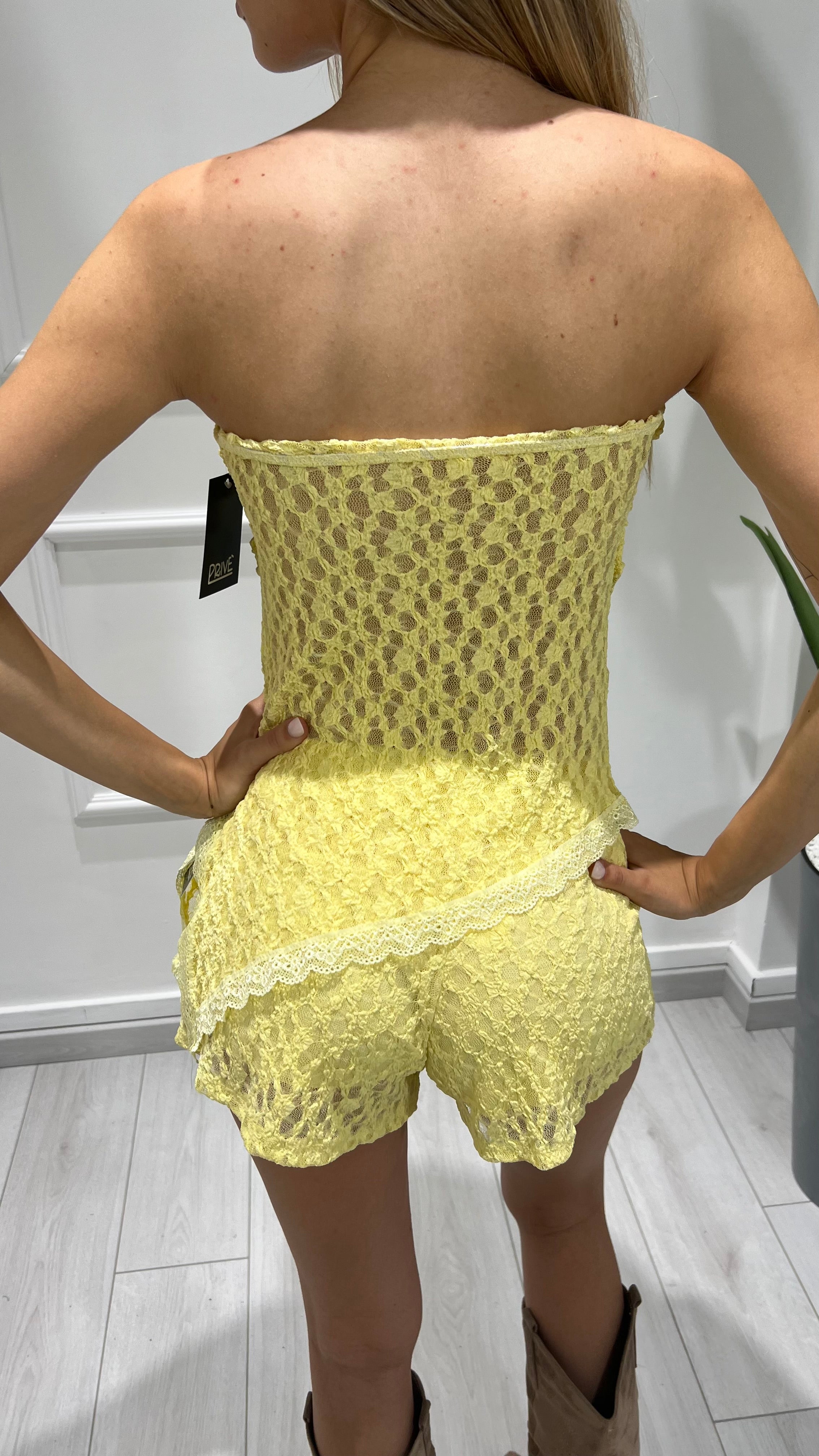 00681 top