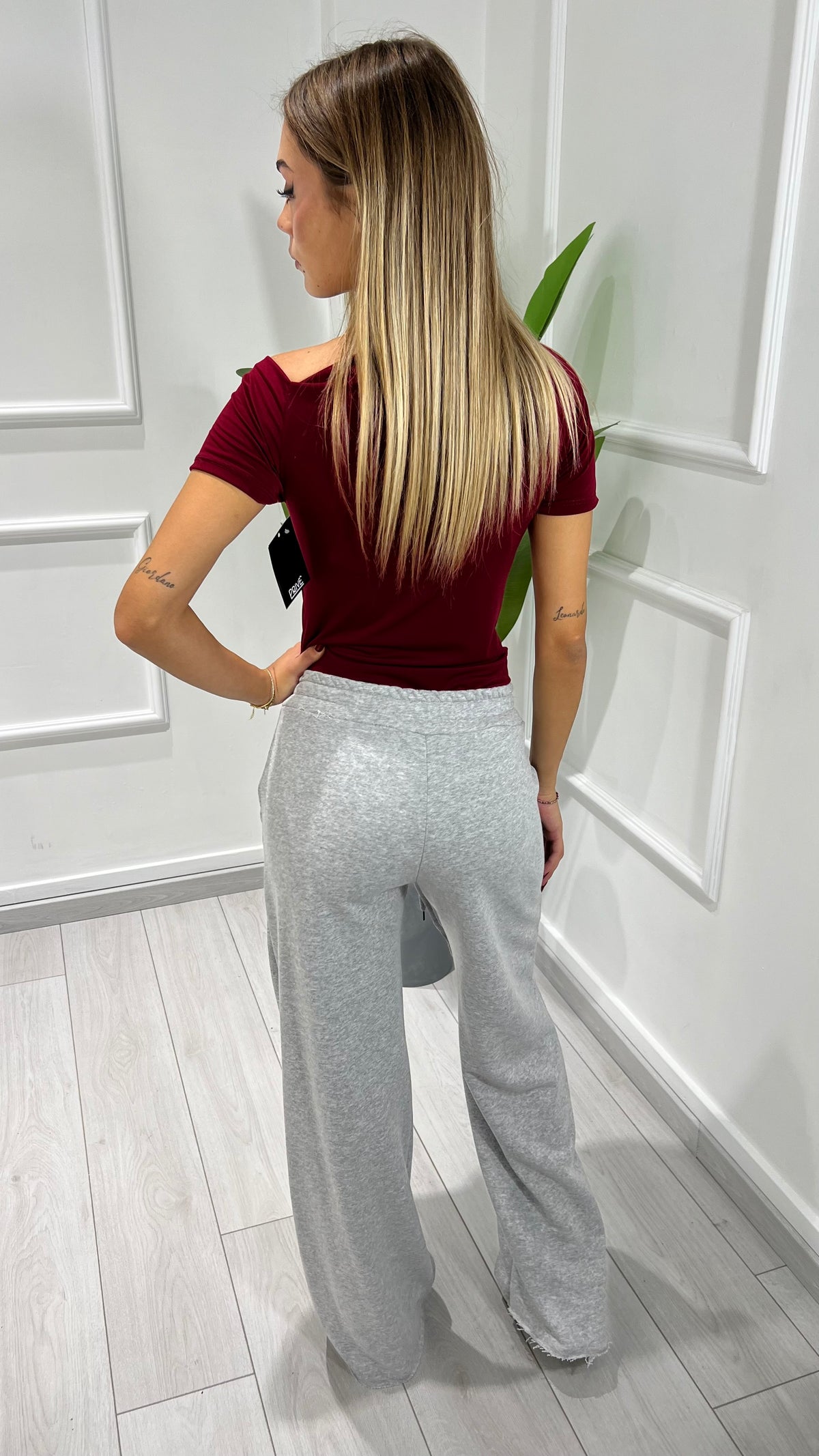 00830 body