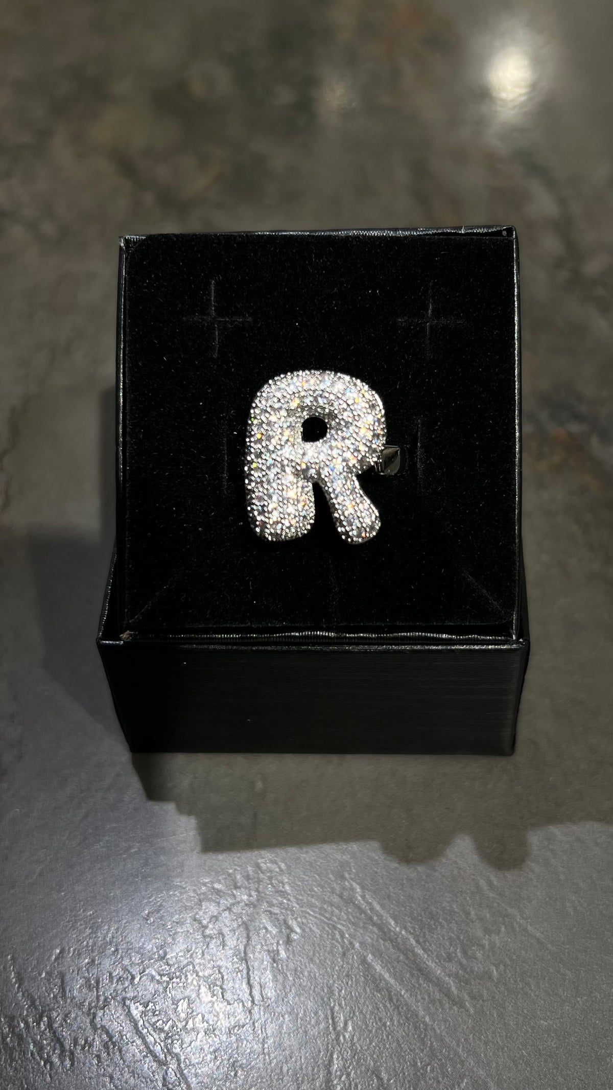 Anello lettera