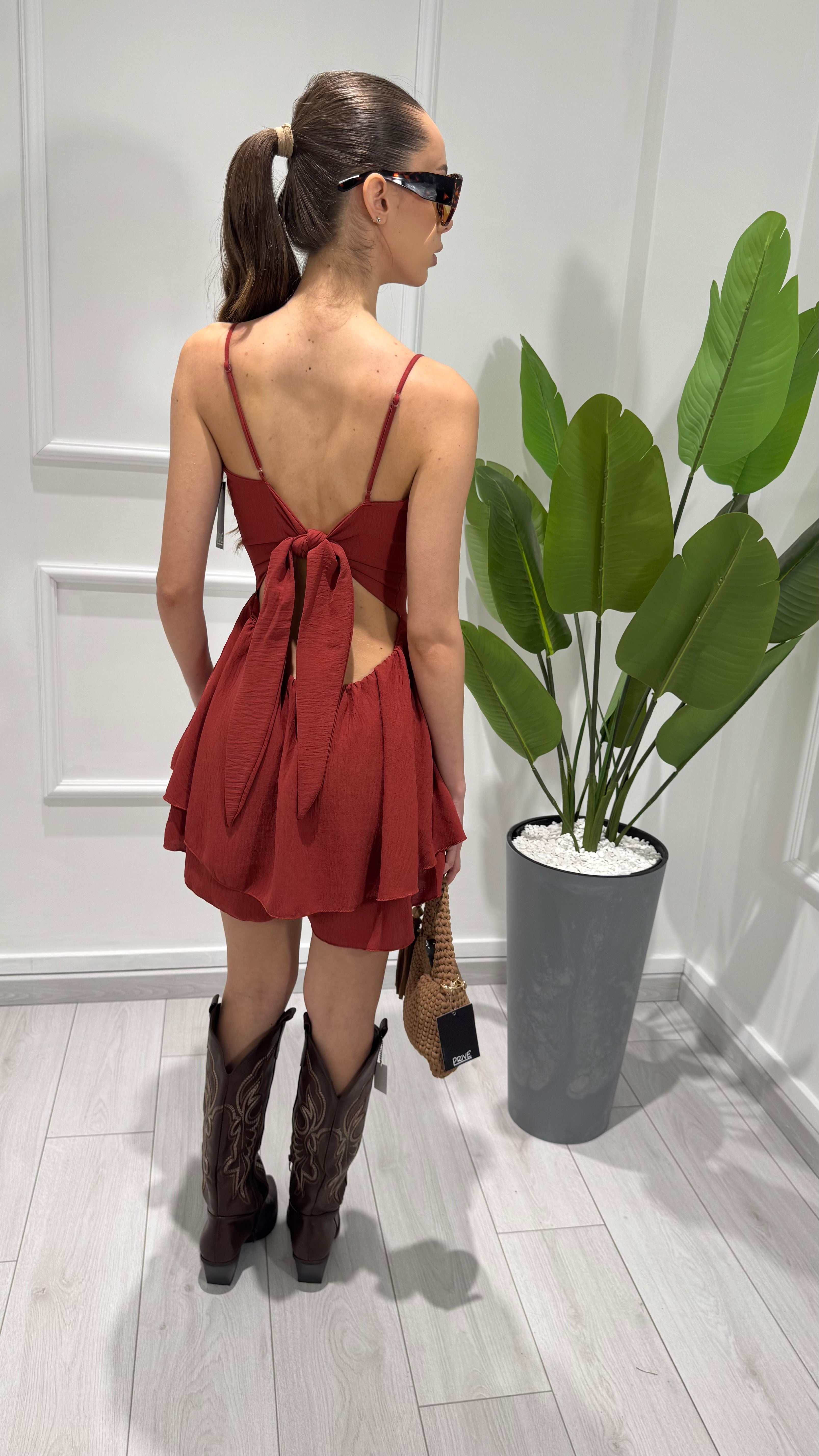 00369 tutina