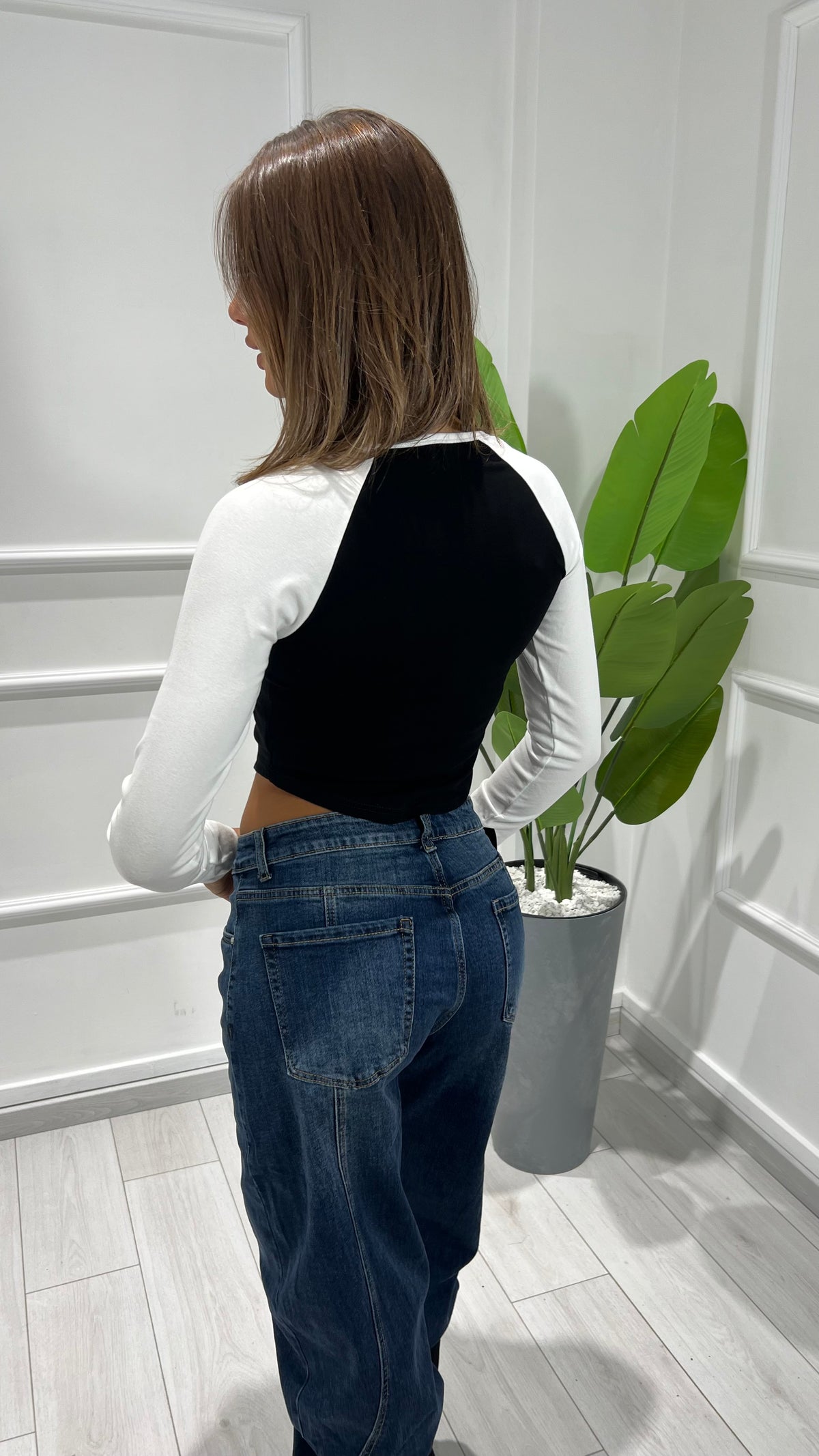 00825 top