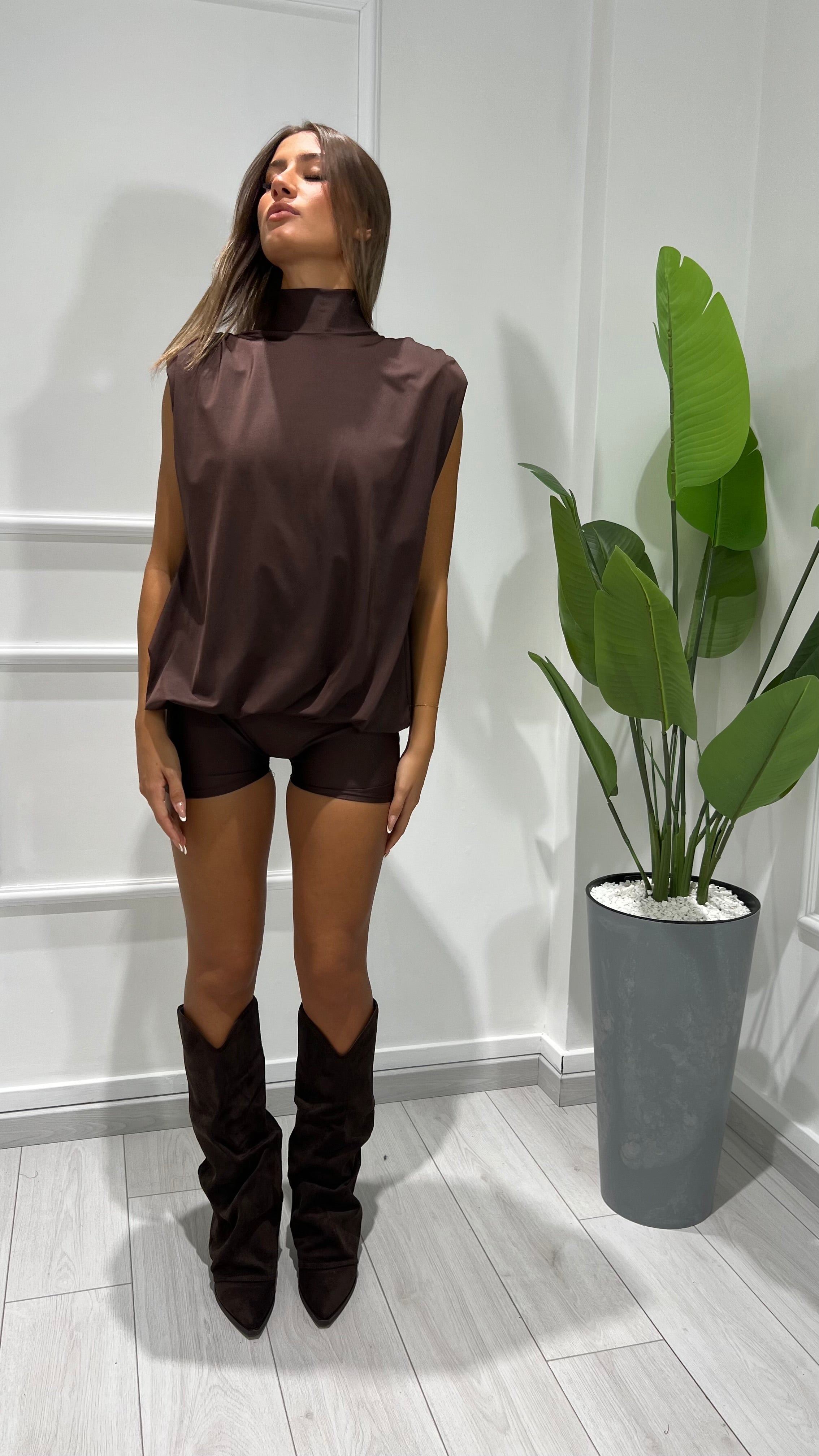 00551 tutina