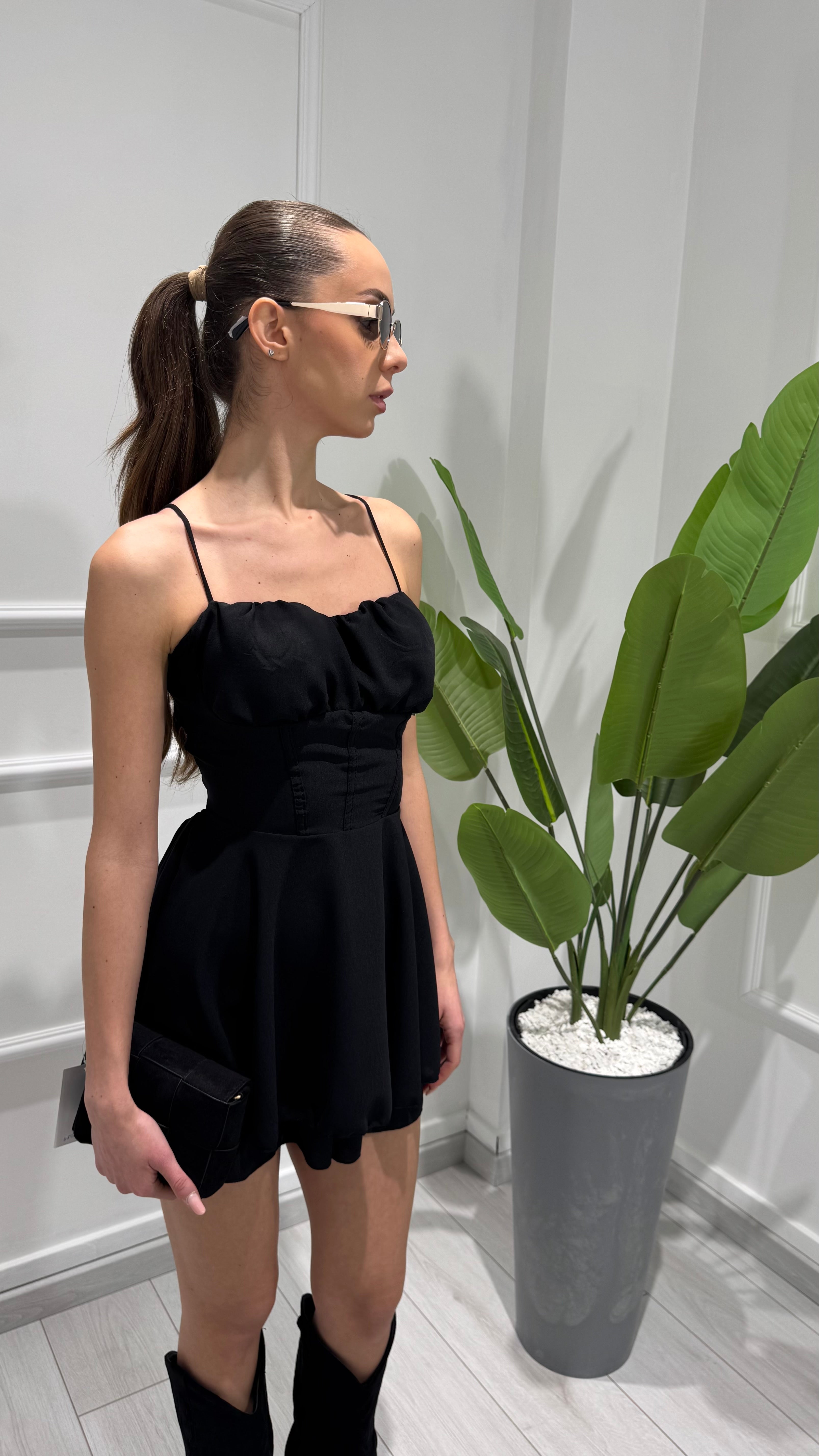 00369 tutina