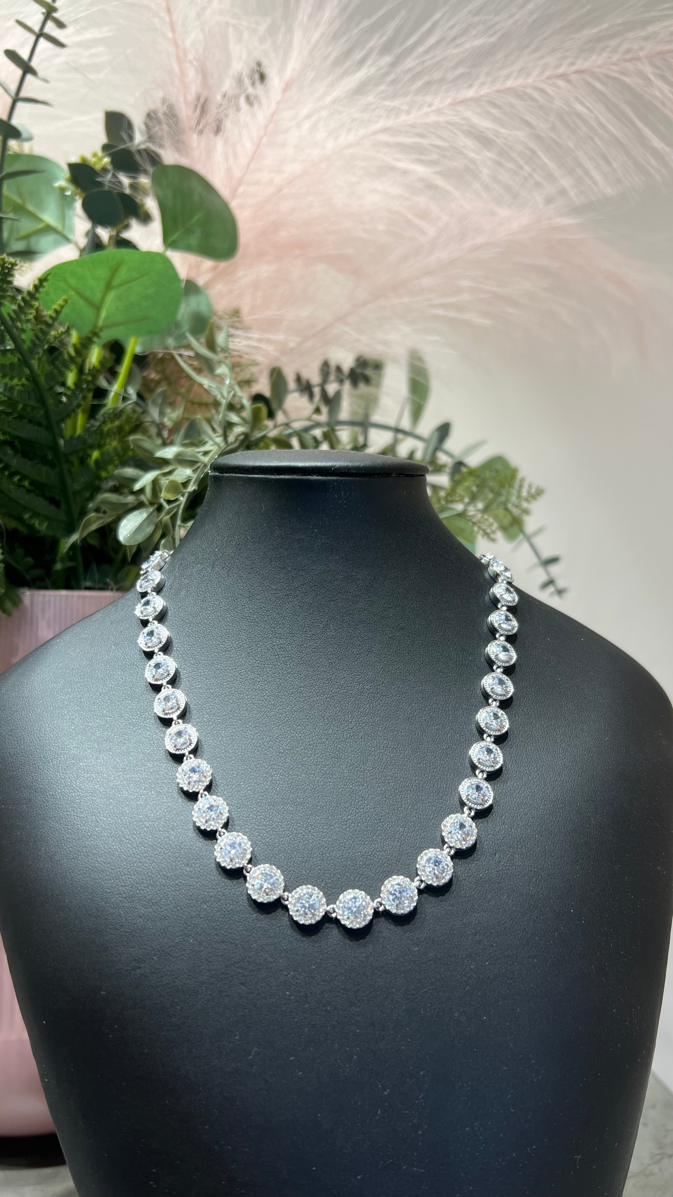 00487 collana