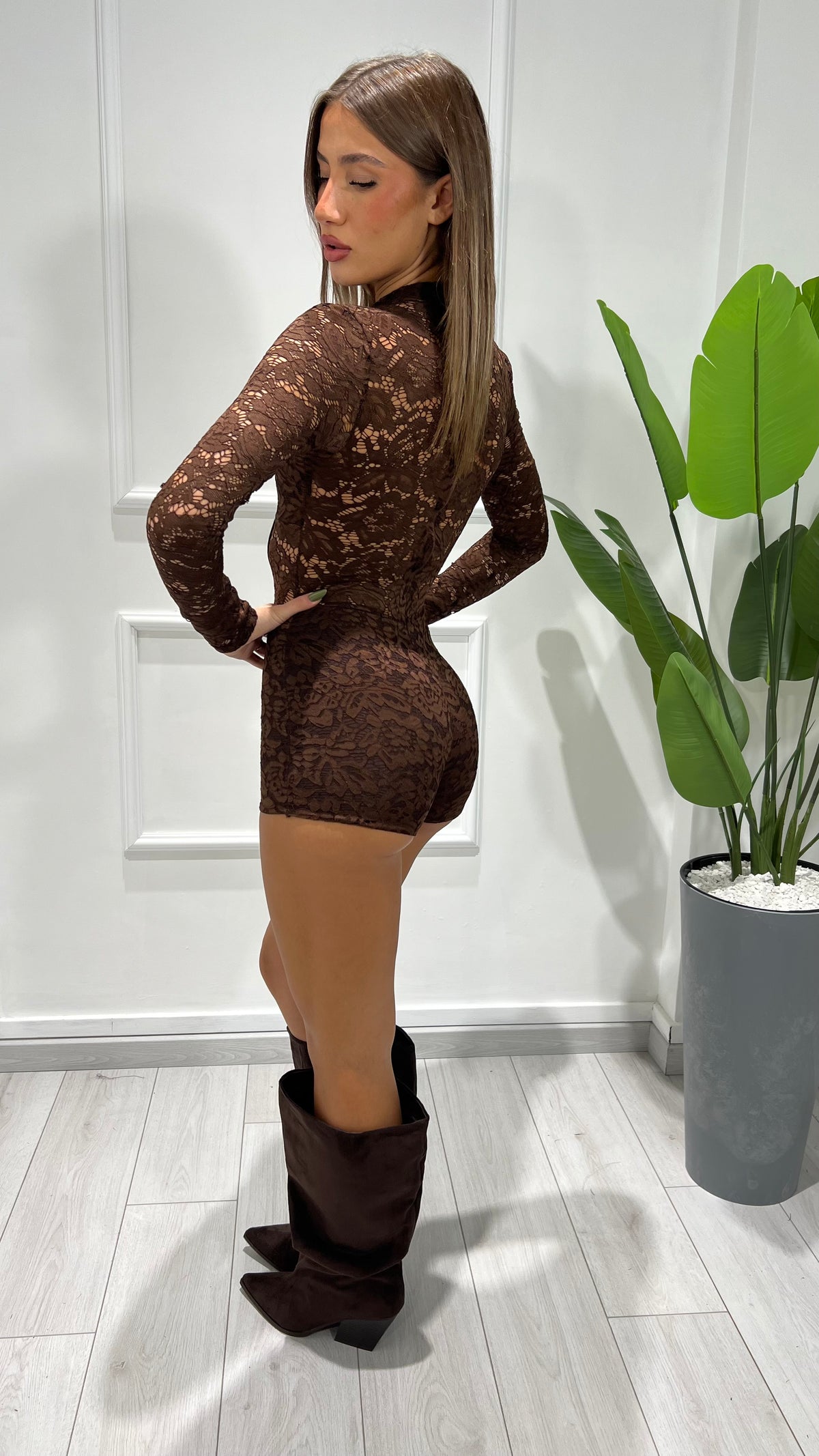 00565 tutina