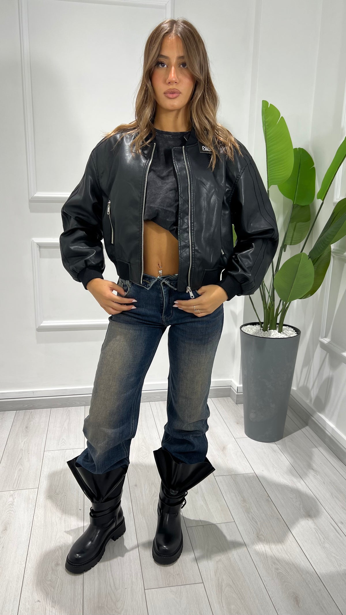 00584 bomber
