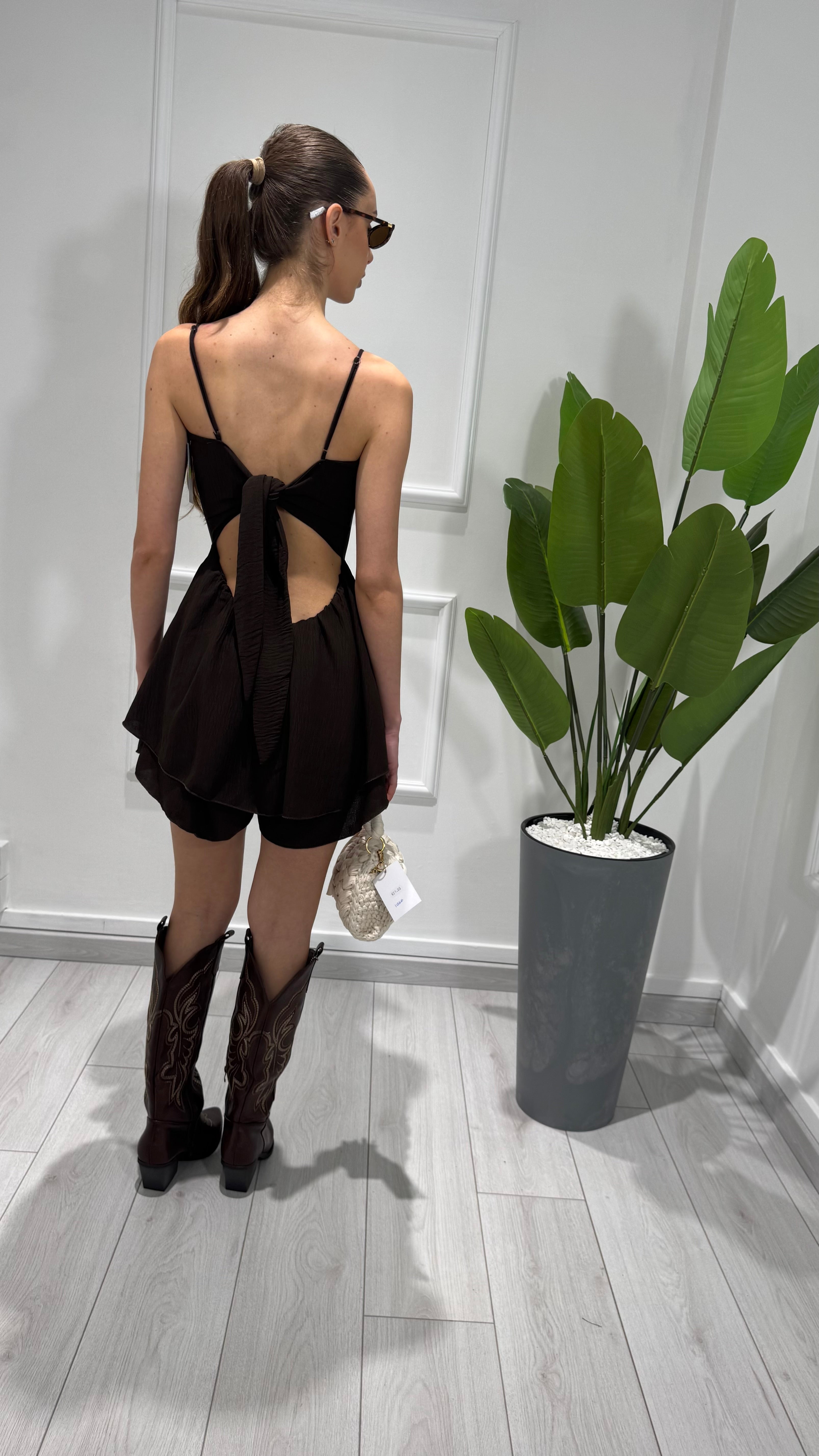 00369 tutina
