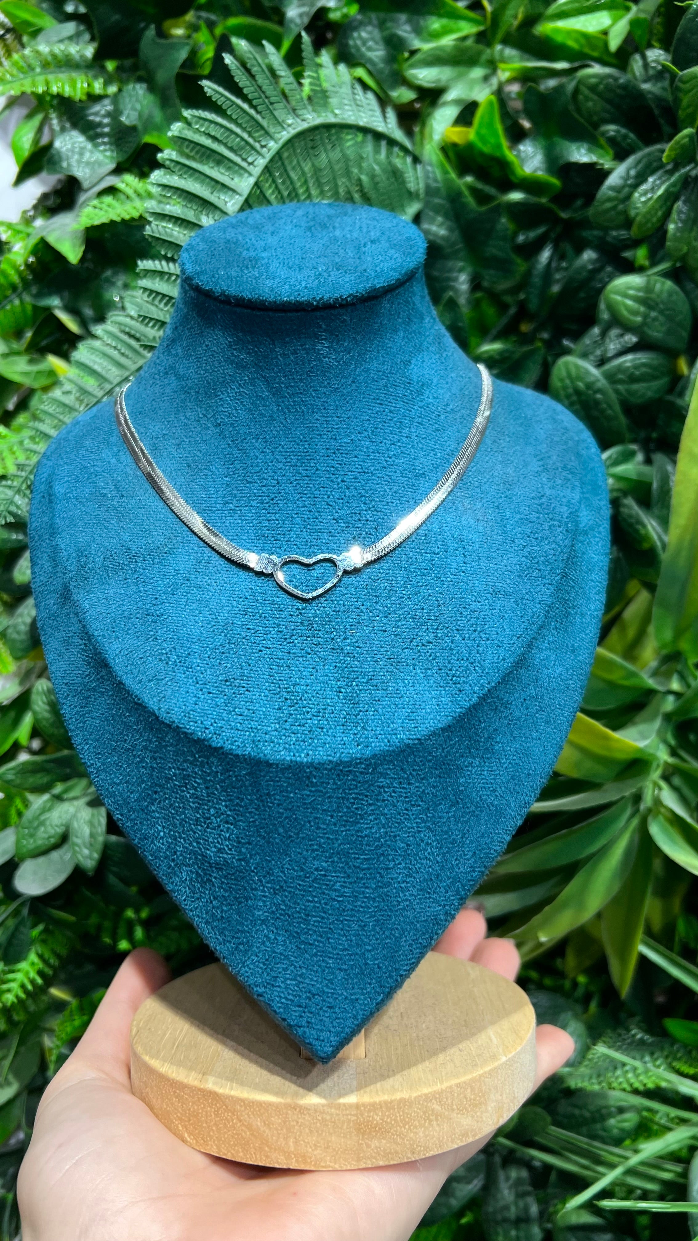 00648 collana