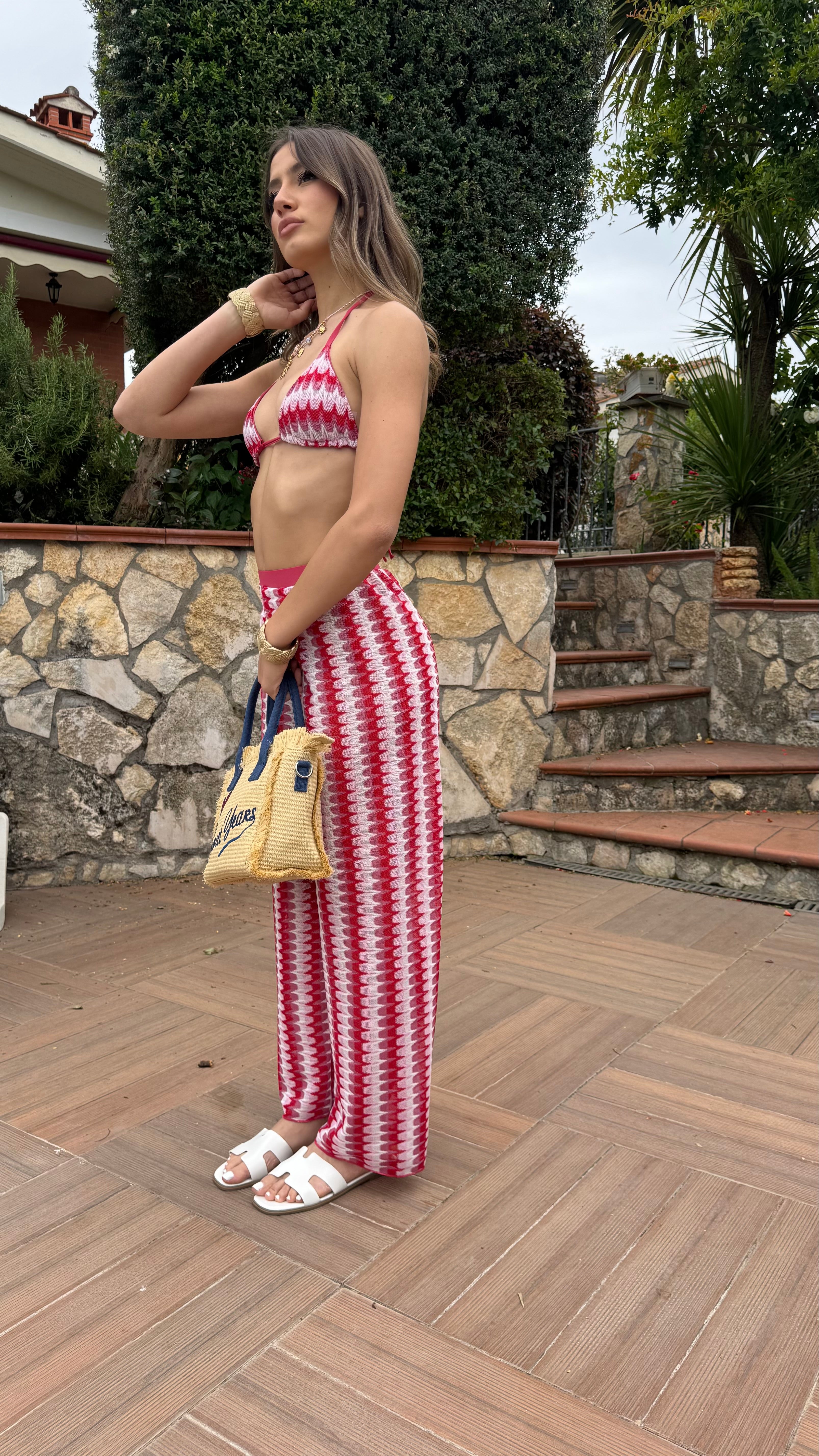 00562 set costume