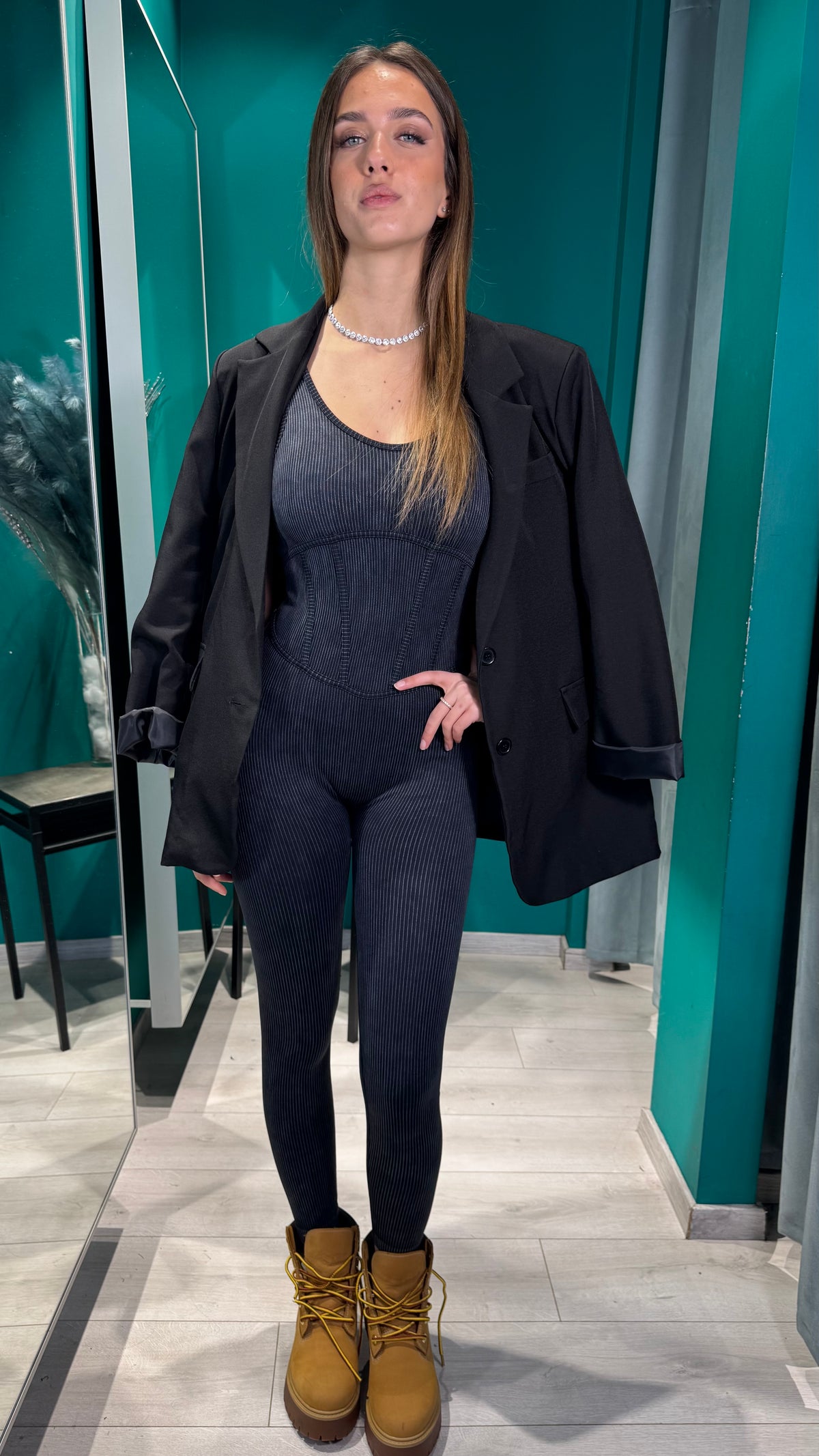 00549 tutina