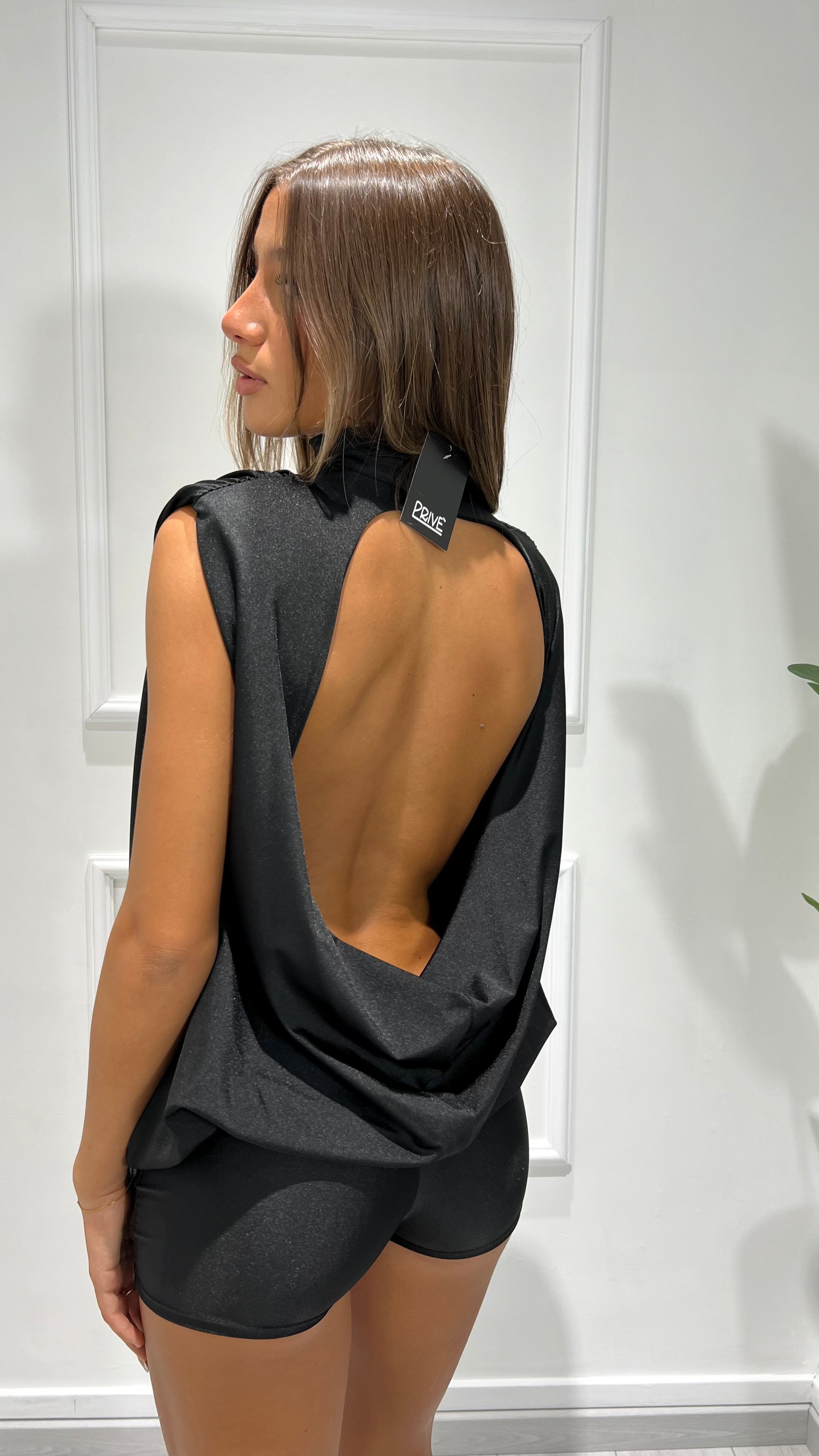 00551 tutina