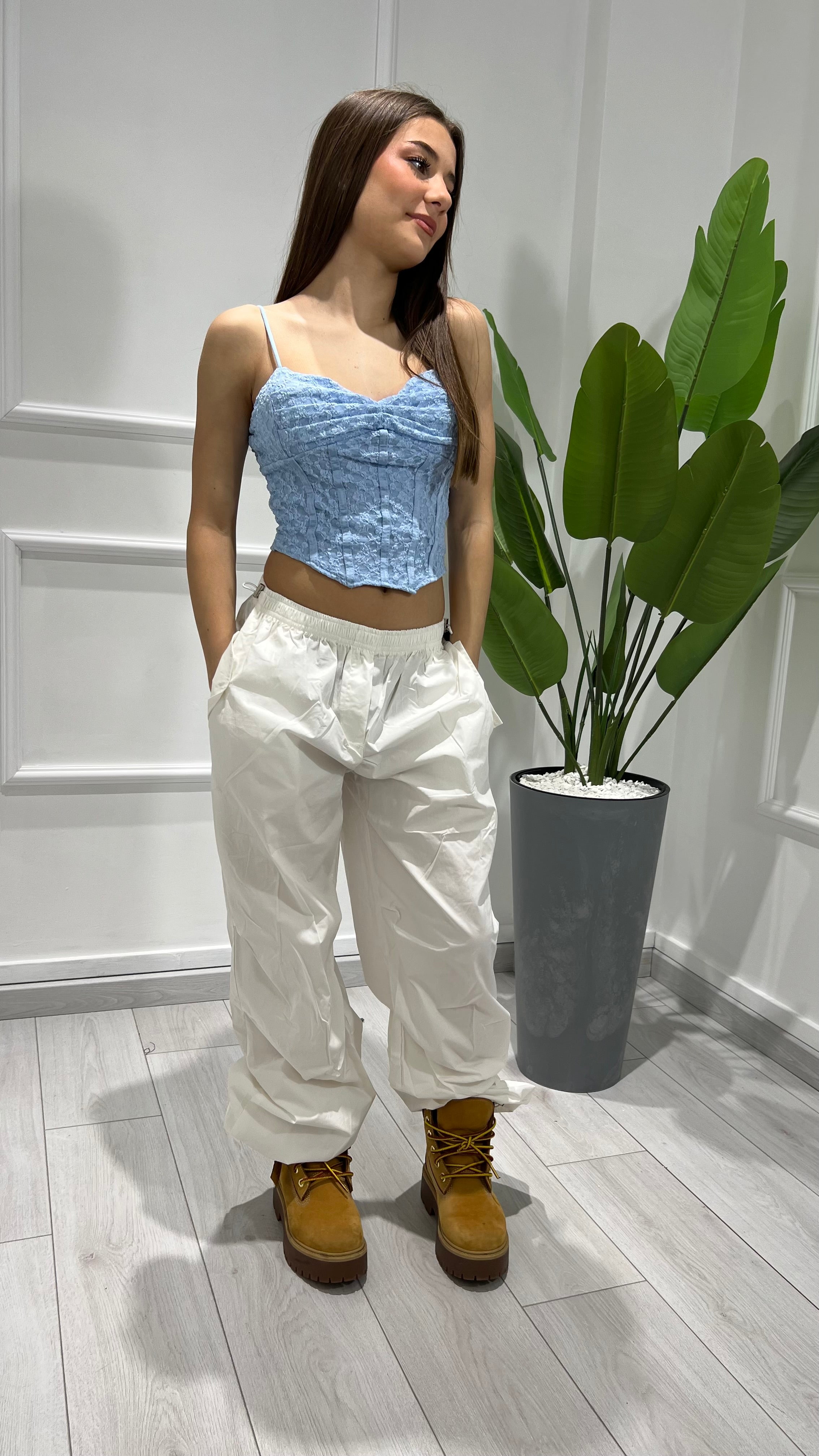 00647 top