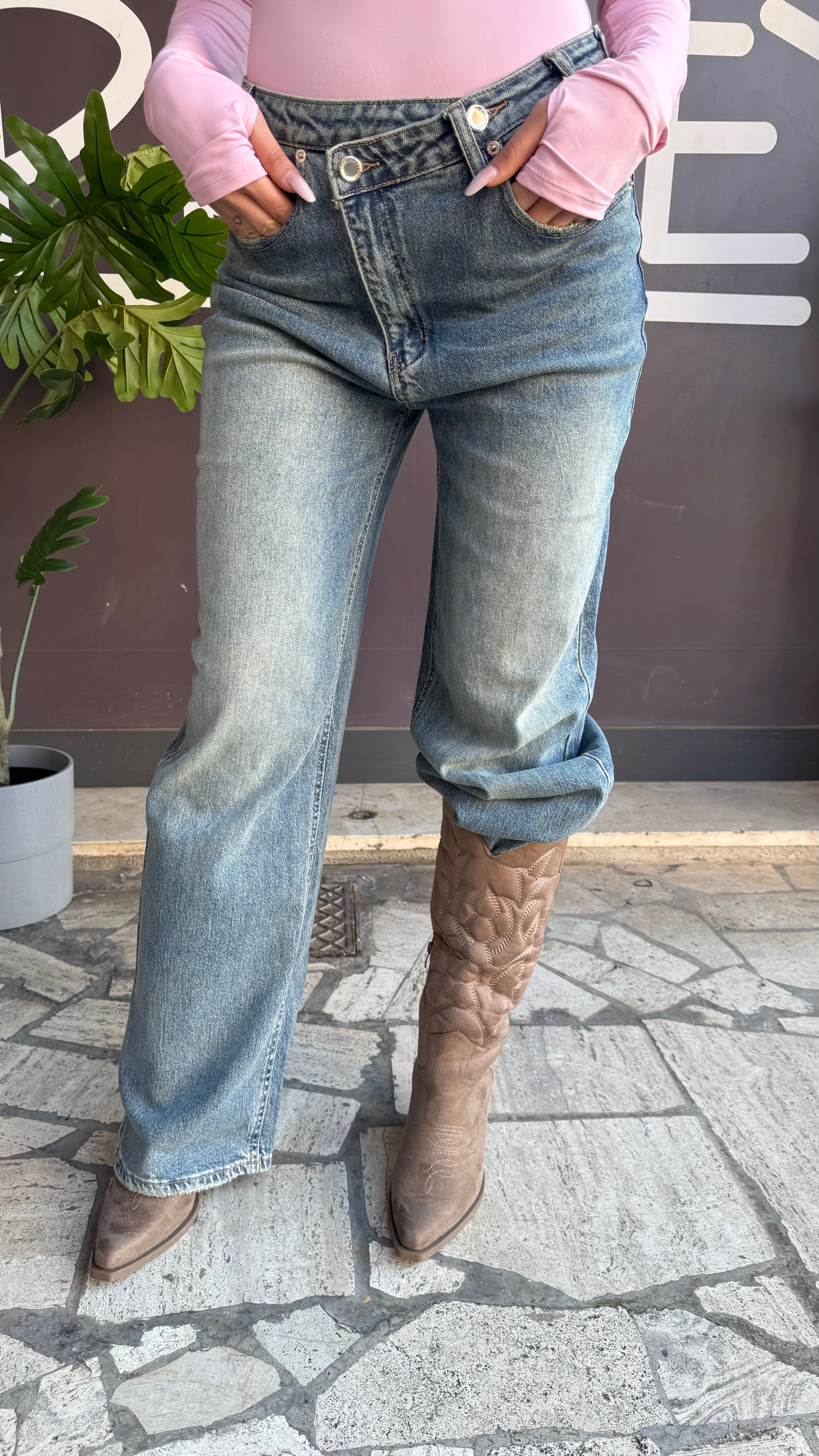 00884 jeans