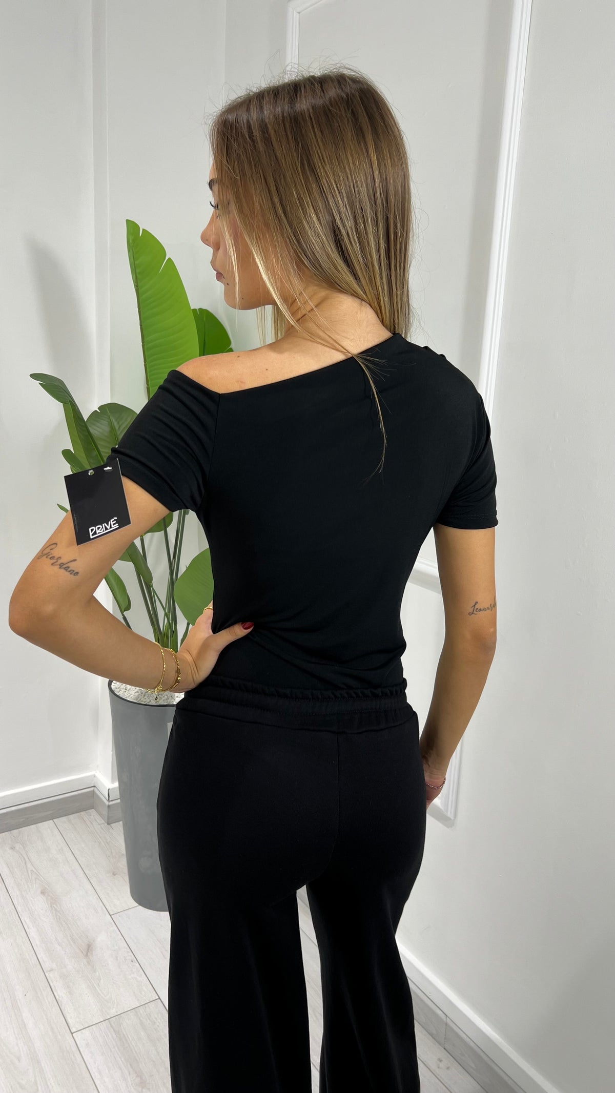 00830 body