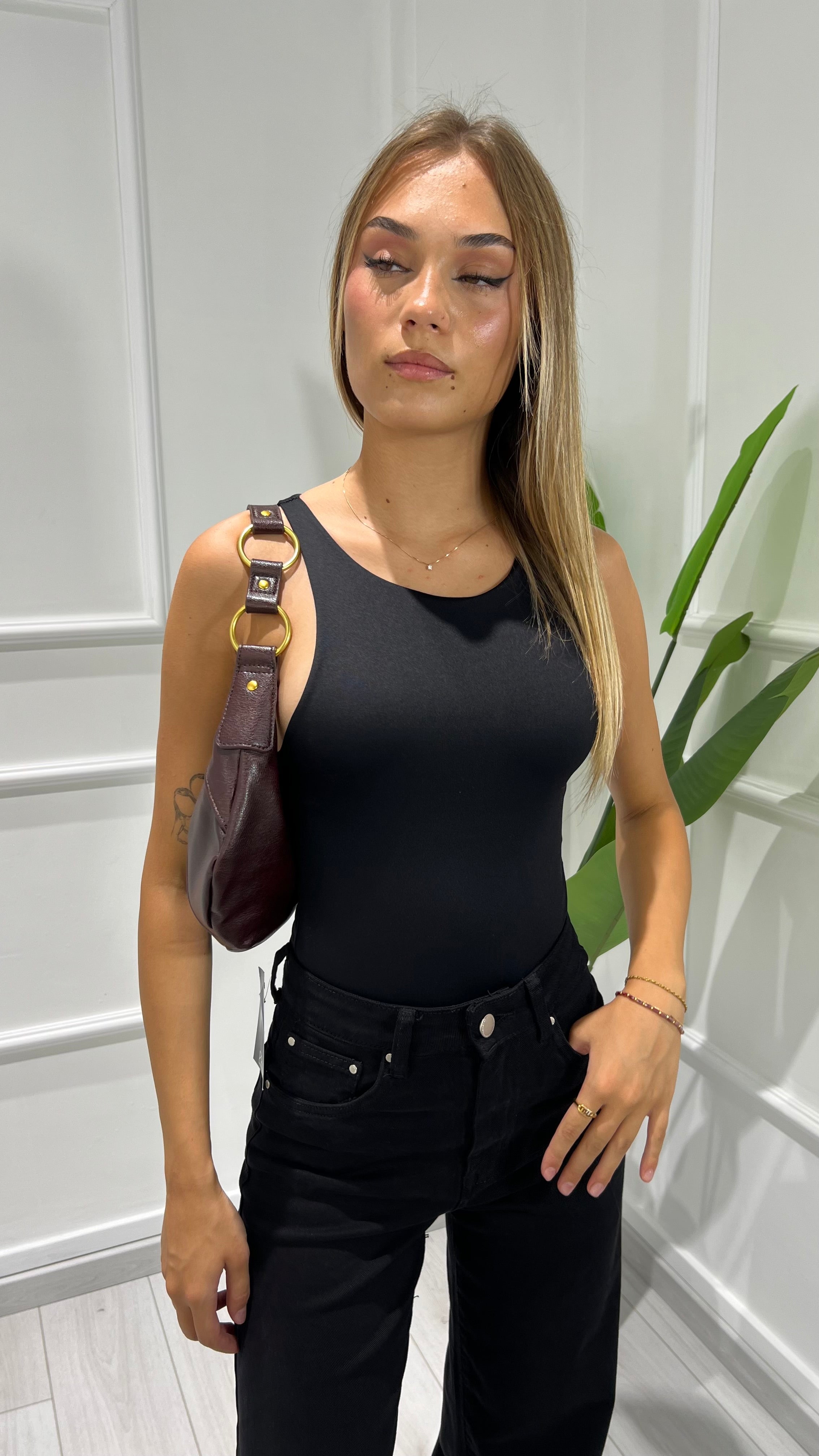 00854 body