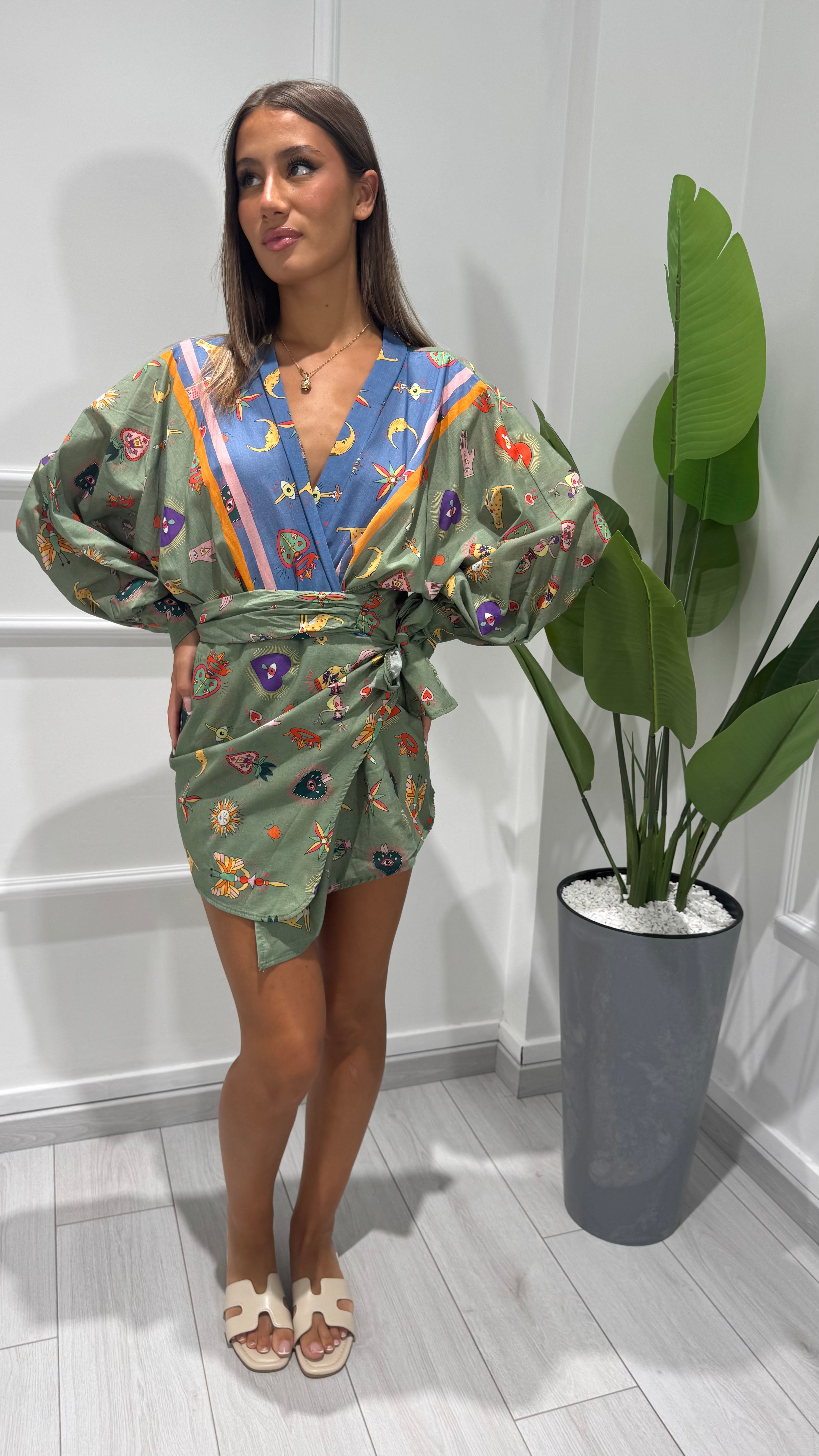 00878 kimono