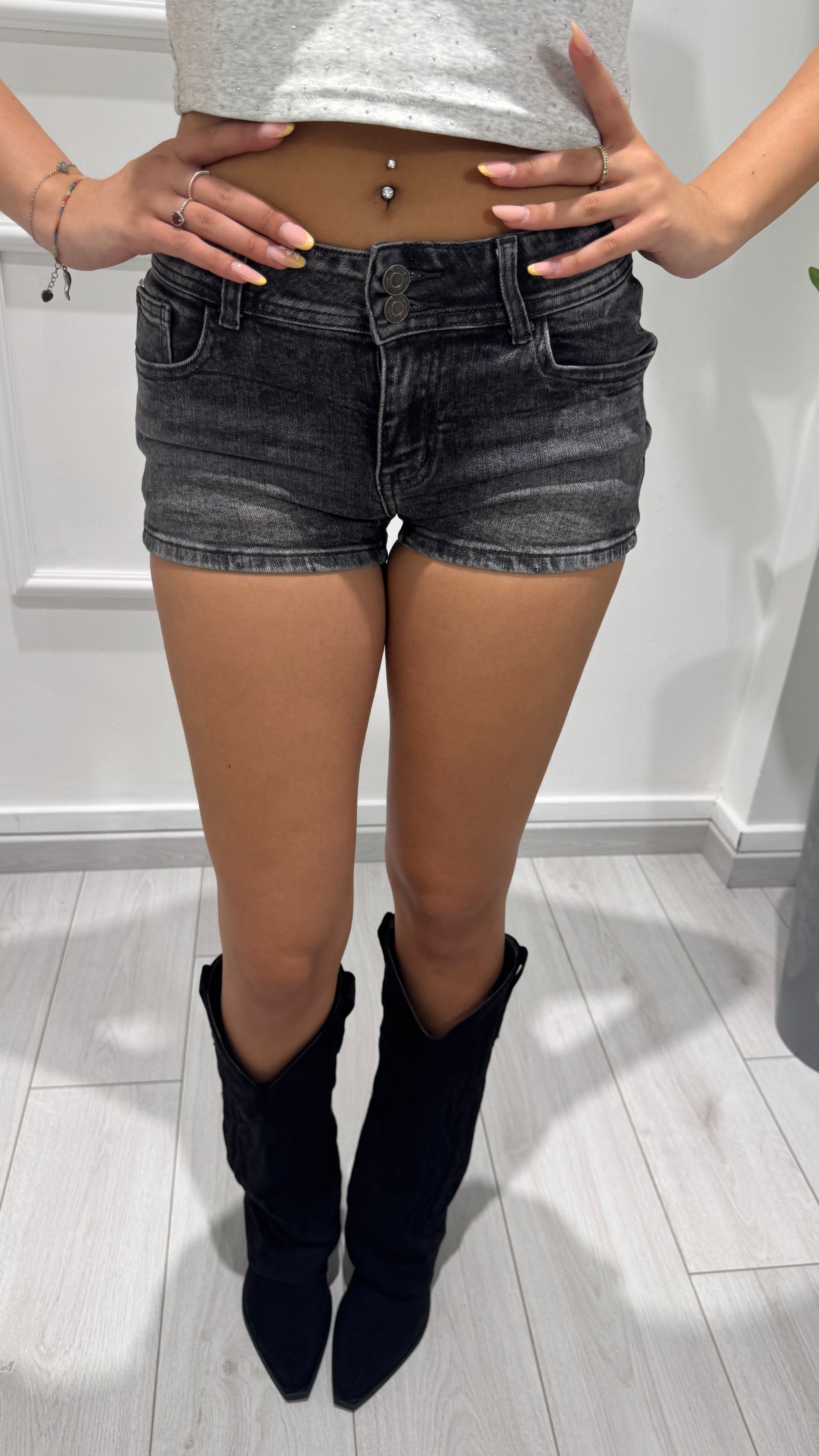 0012 pantaloncino