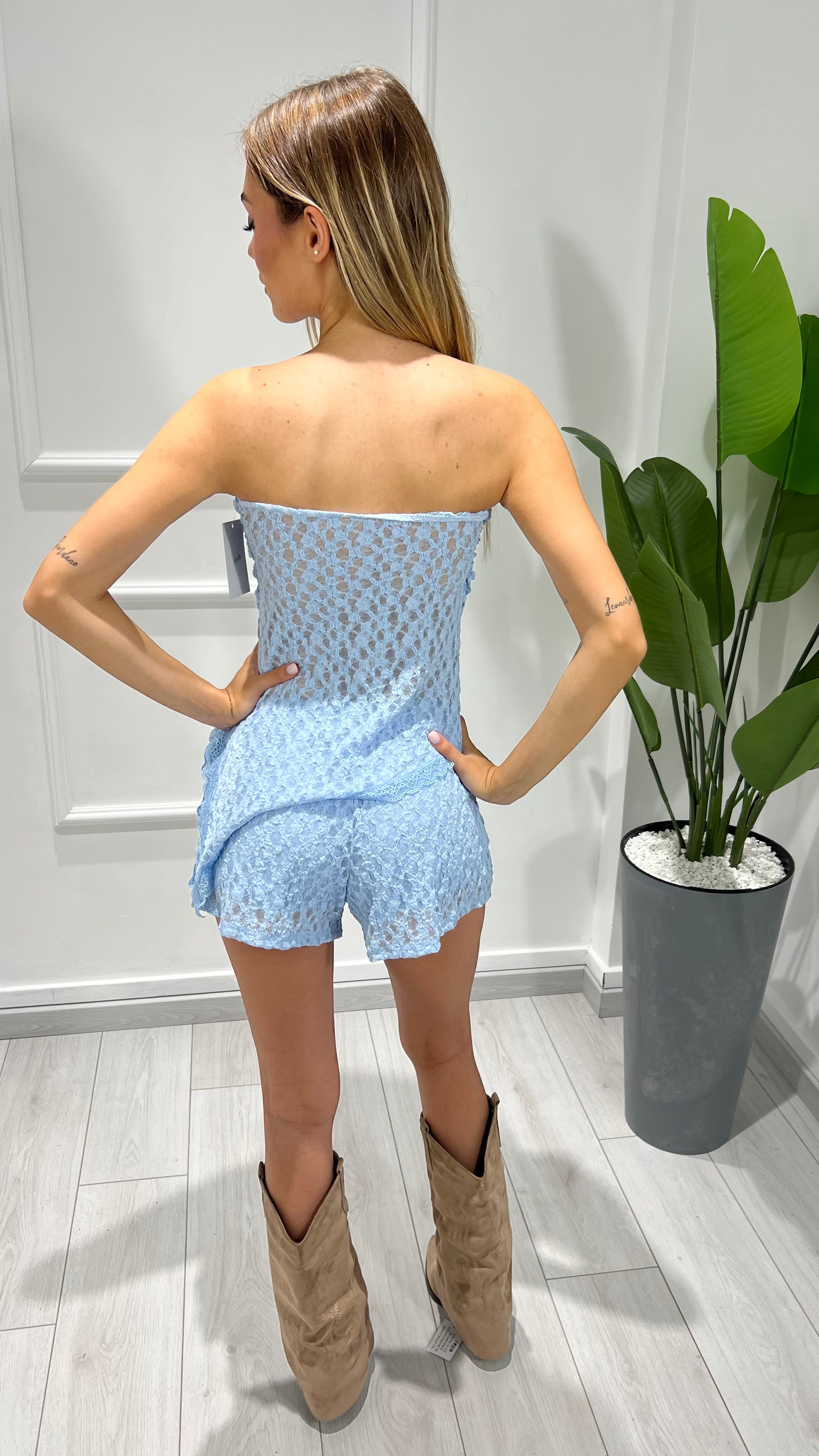 00681 top