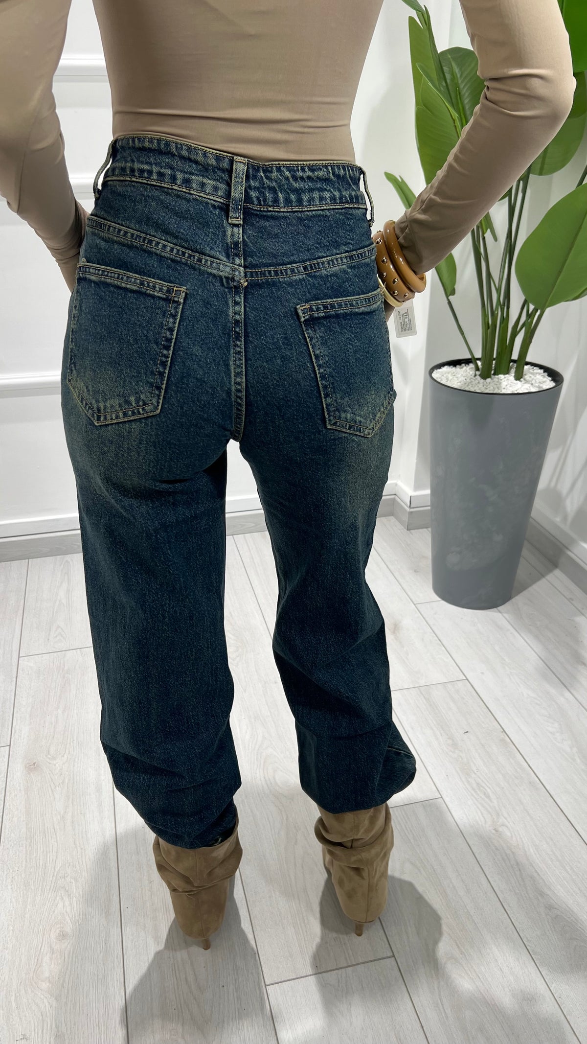 004 jeans