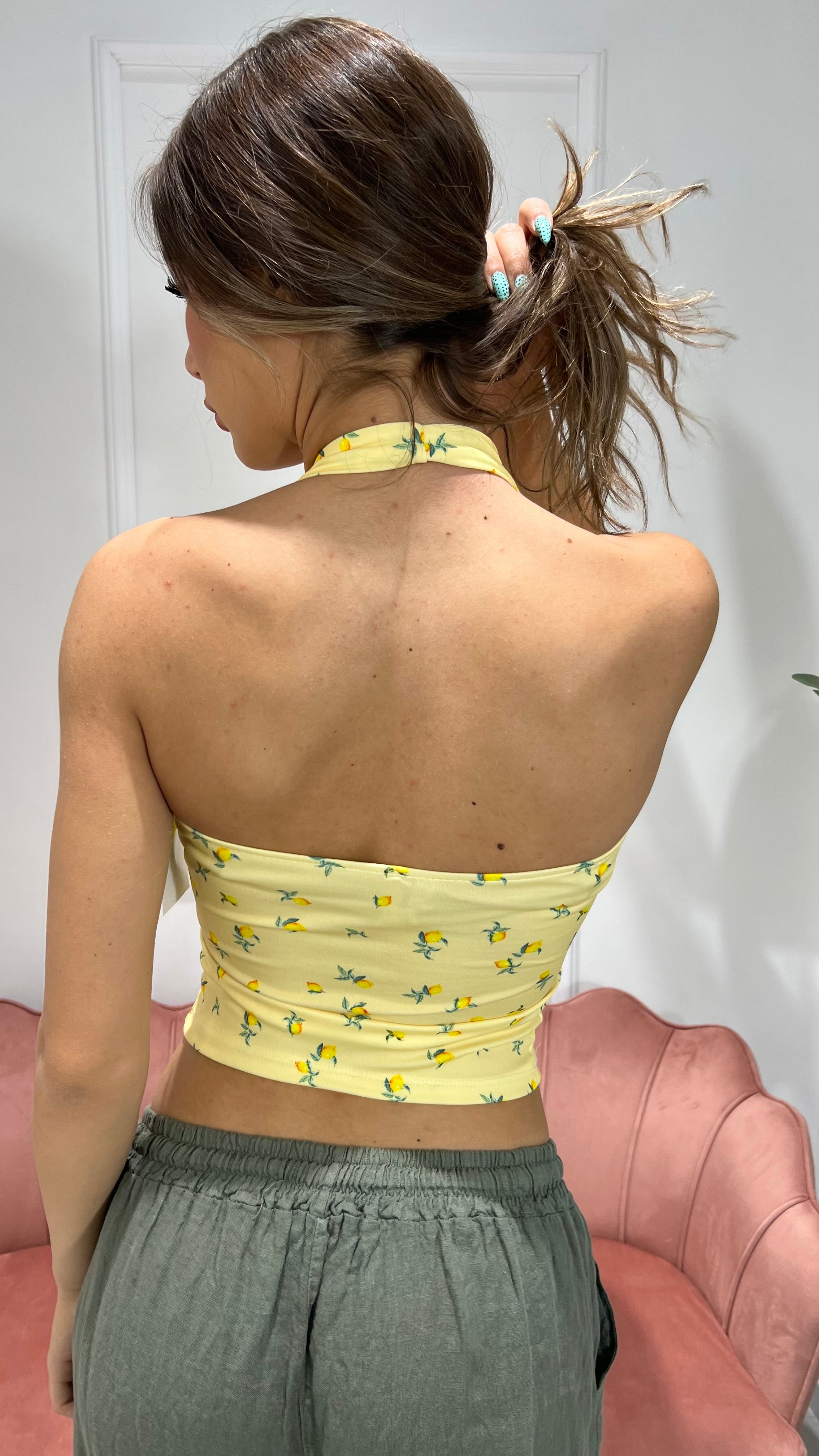00142 top