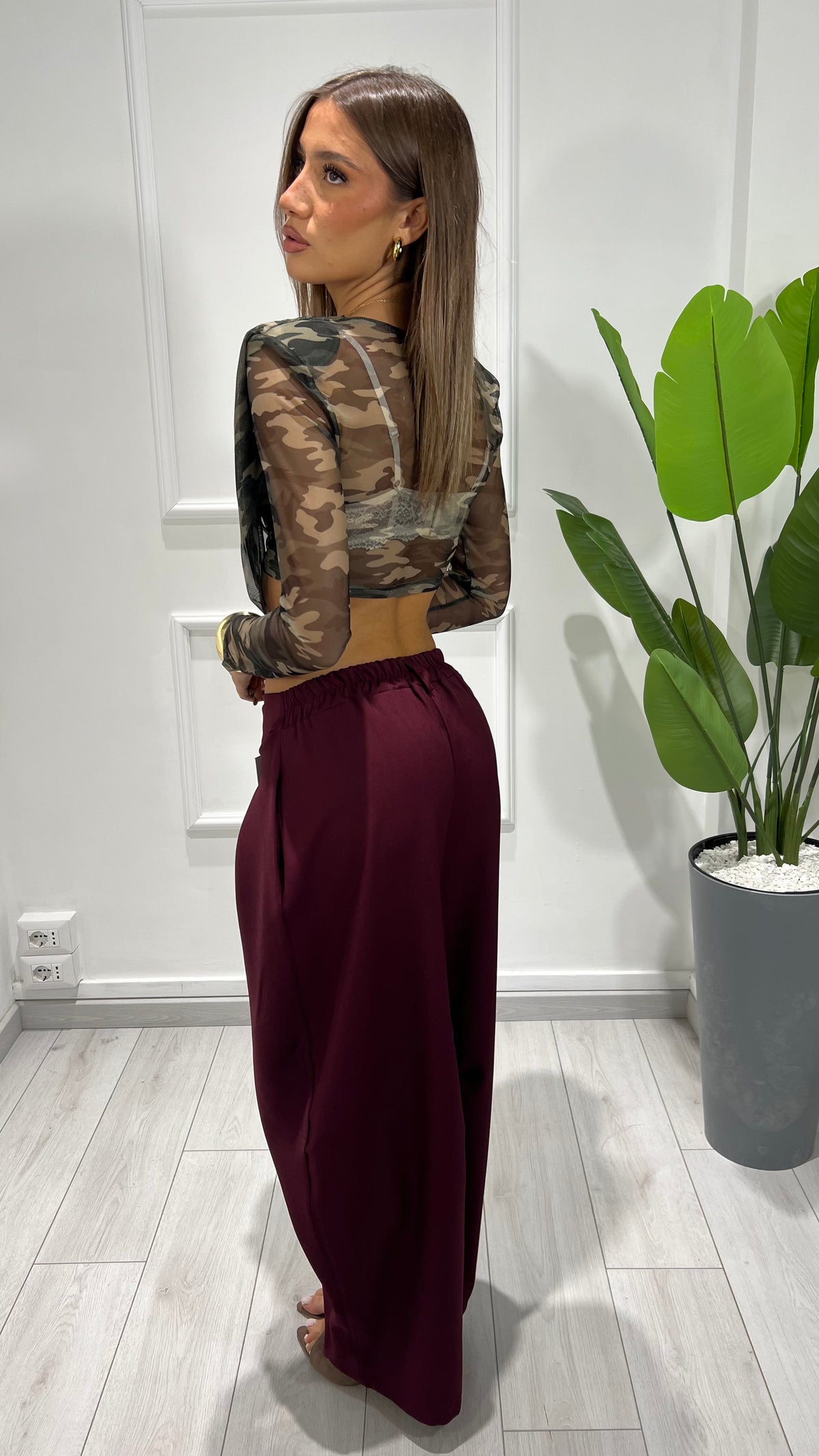 00352 top